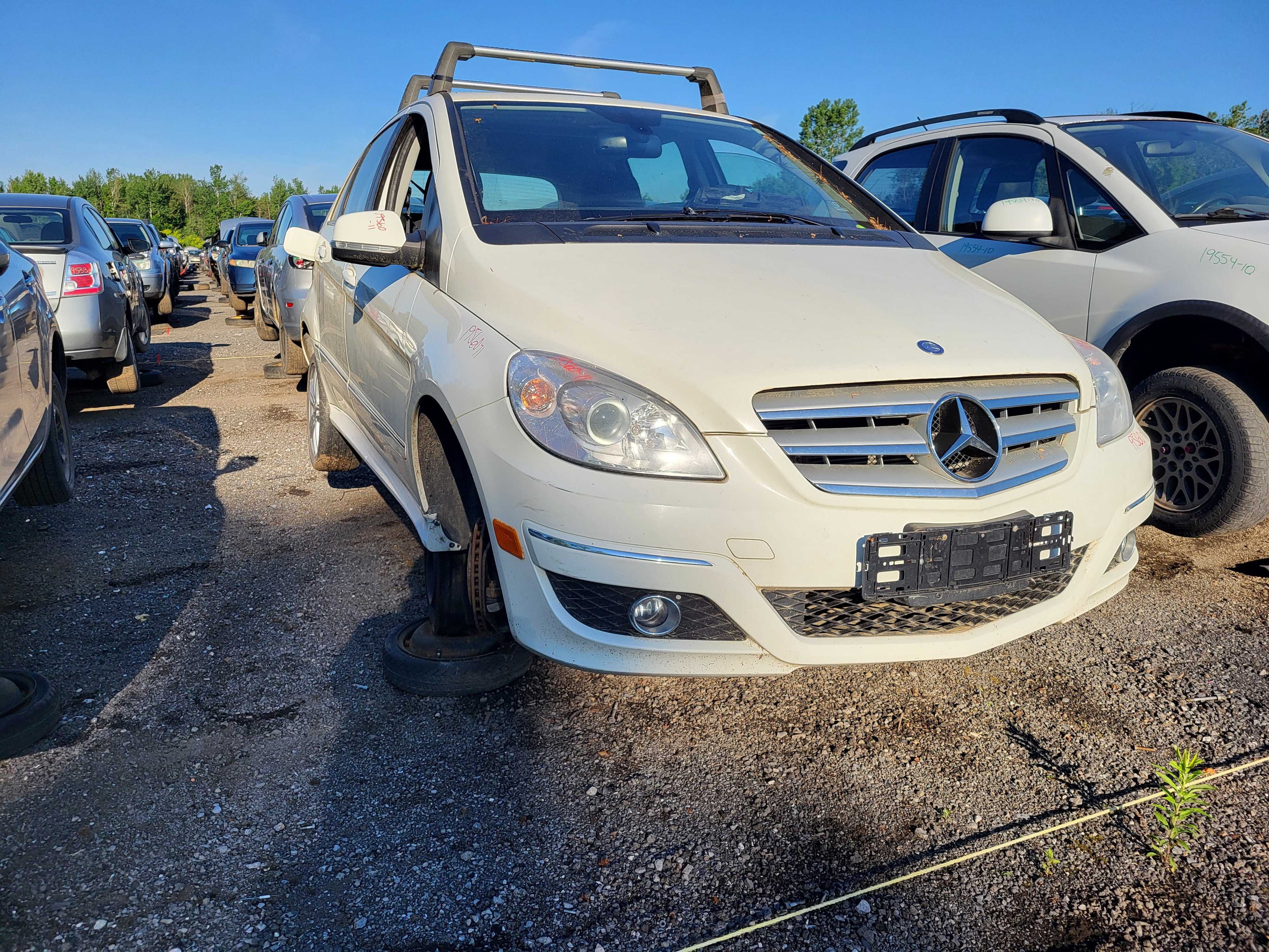 MERCEDES-BENZ B-CLASS 2011