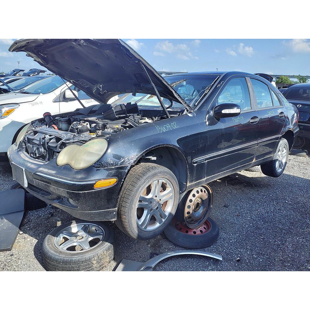 MERCEDES-BENZ C-CLASS 2002