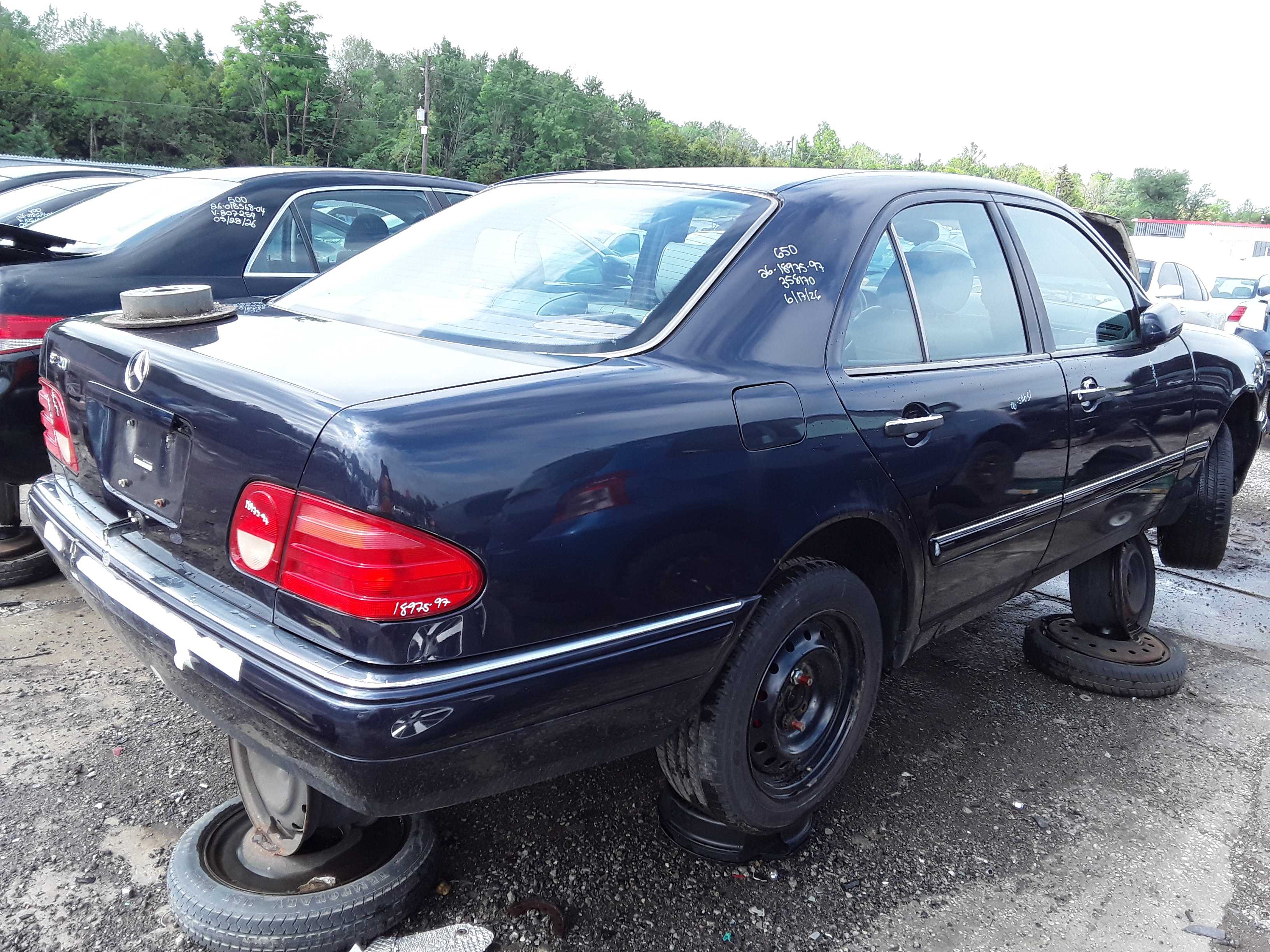 MERCEDES-BENZ E-CLASS 1997