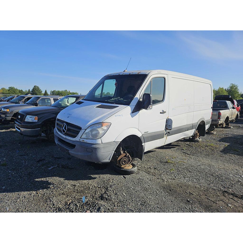 MERCEDES-BENZ SPRINTER CARGO VANS 2012