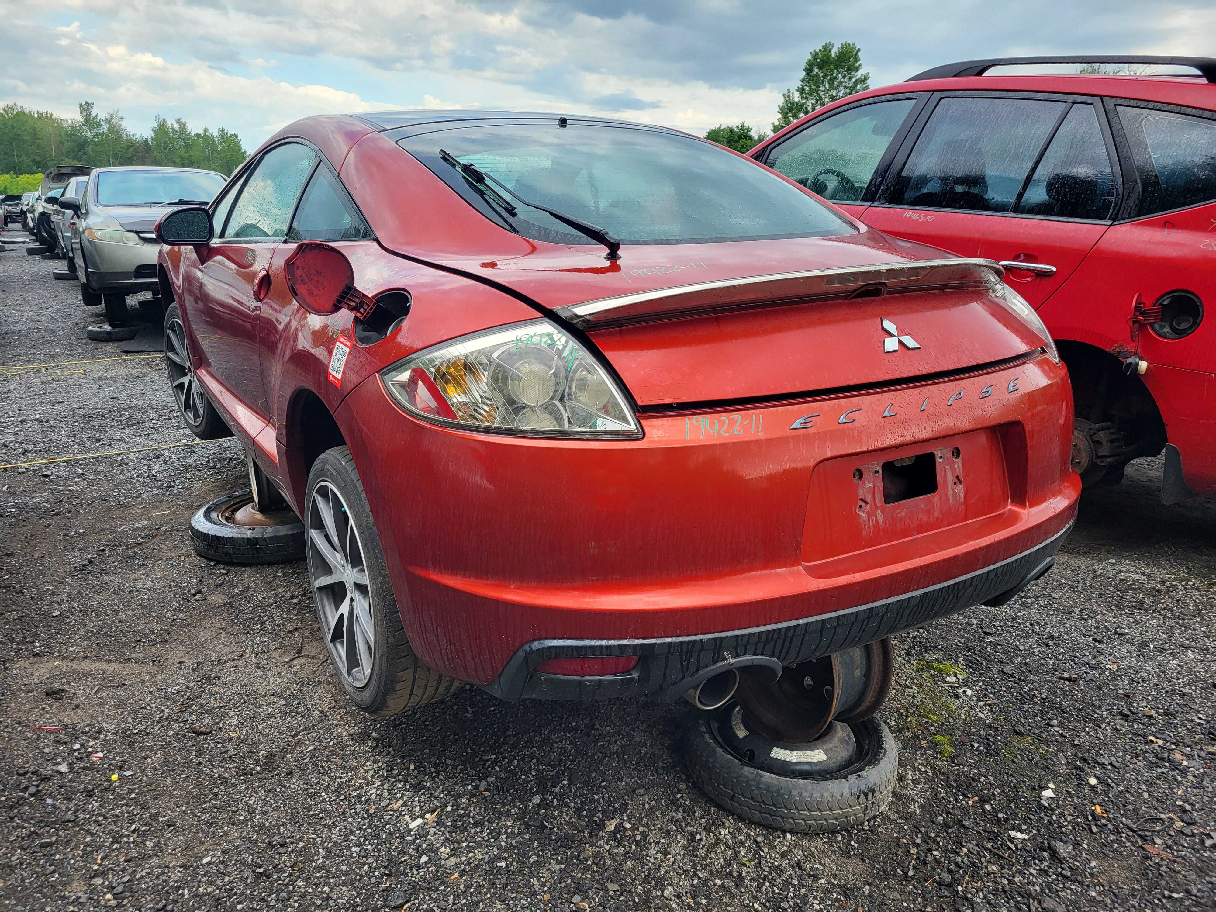 MITSUBISHI ECLIPSE 2011