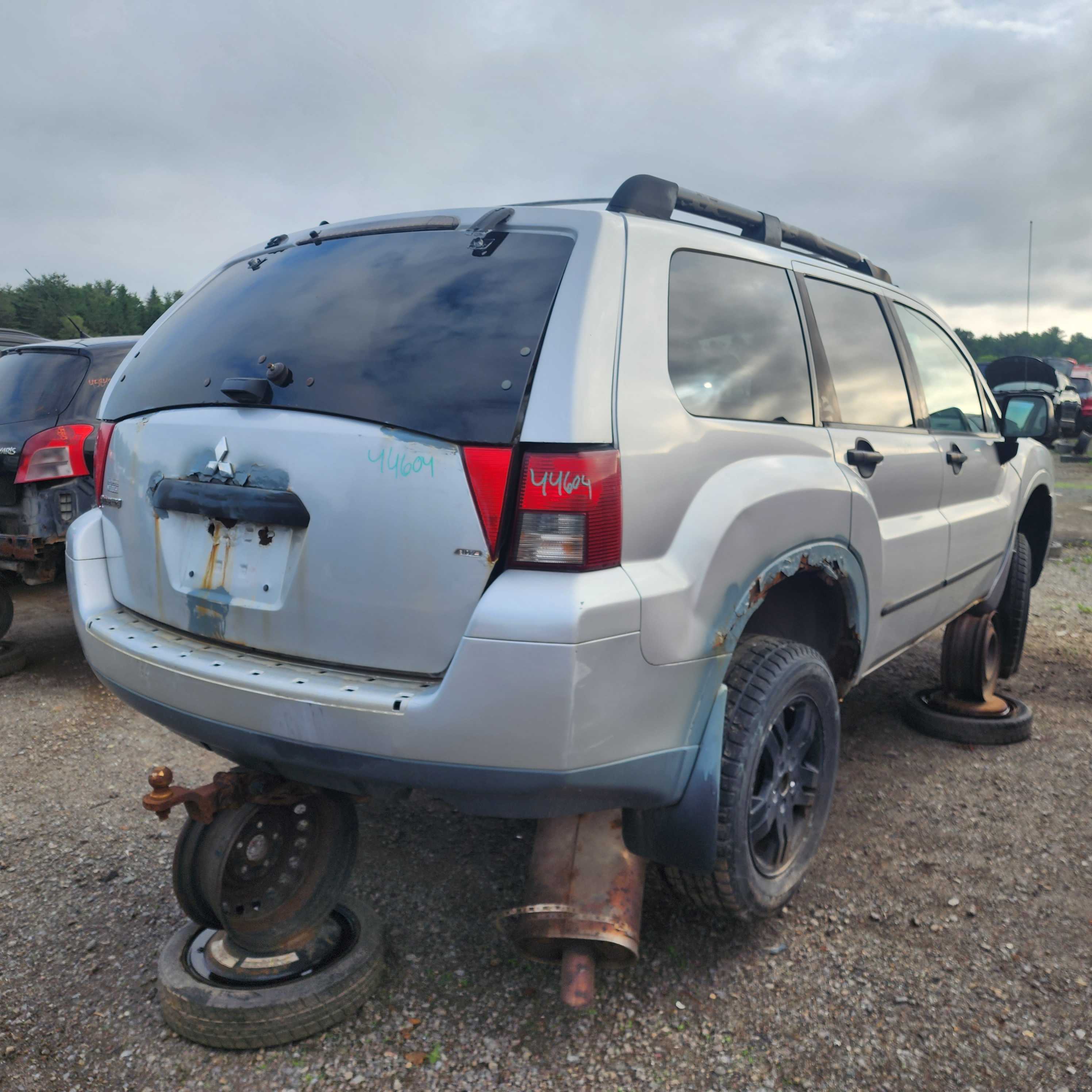 MITSUBISHI ENDEAVOR 2006