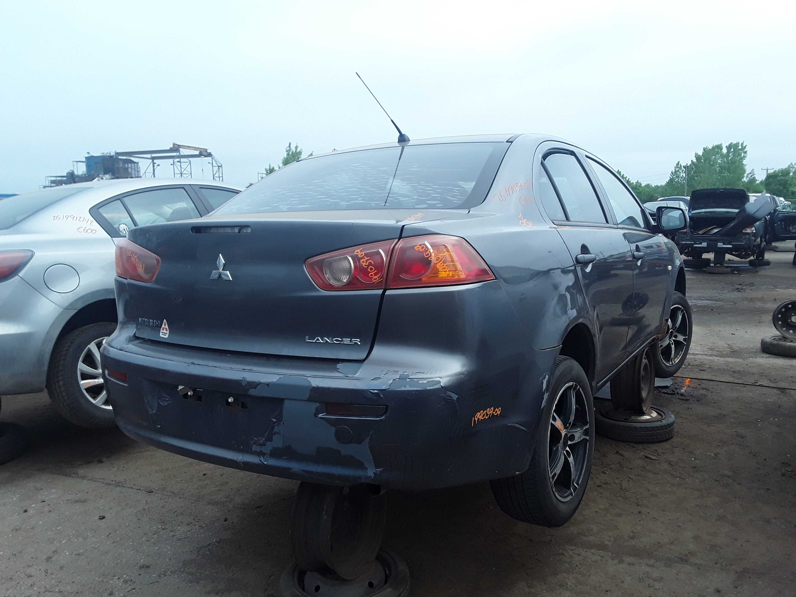 MITSUBISHI LANCER 2009
