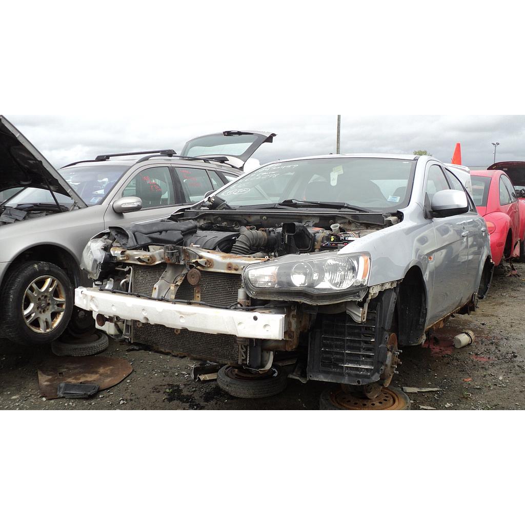 MITSUBISHI LANCER 2014