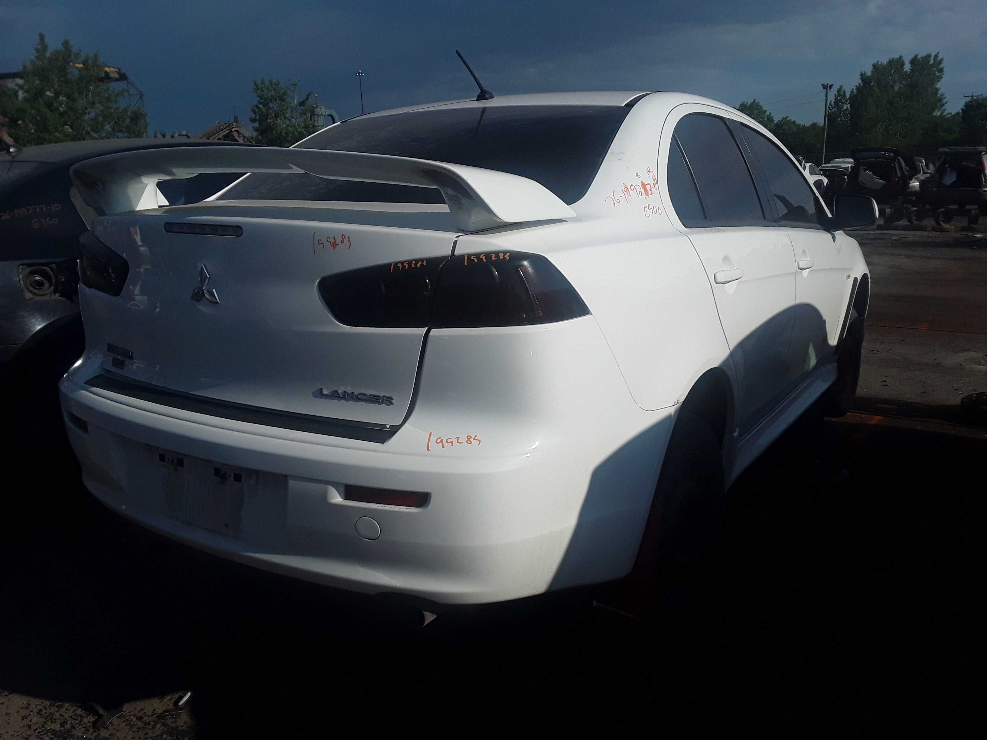 MITSUBISHI LANCER 2014