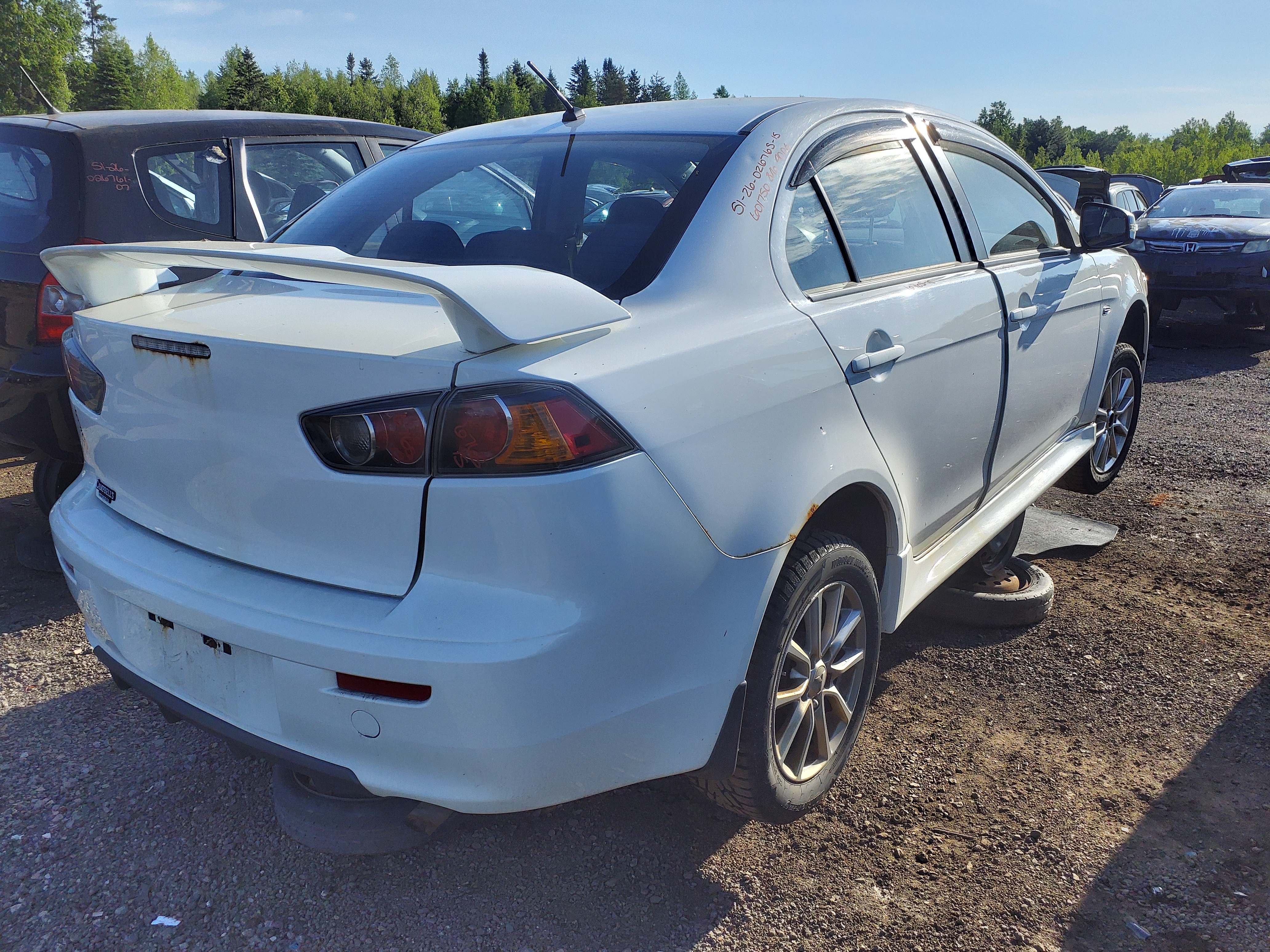 MITSUBISHI LANCER 2015