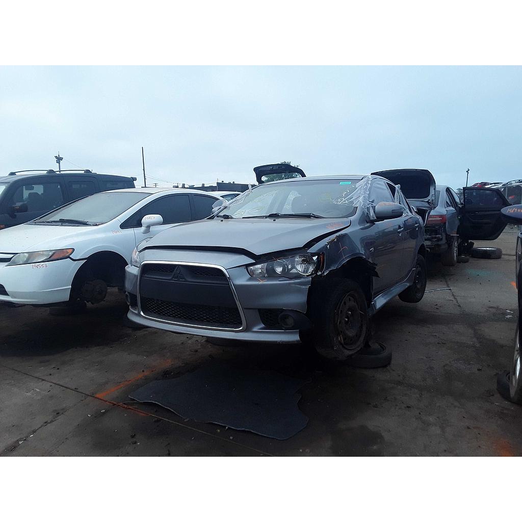 MITSUBISHI LANCER 2015
