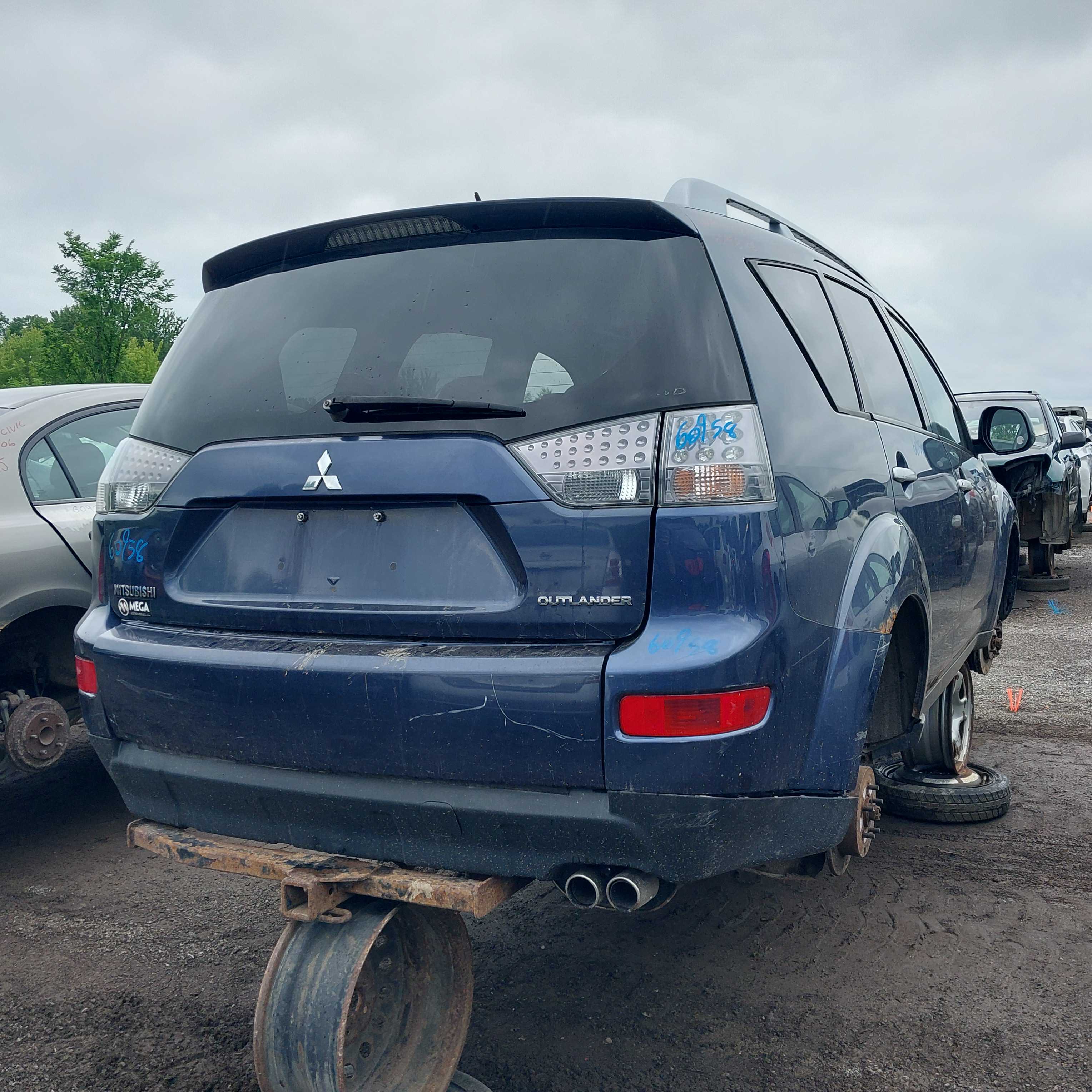 MITSUBISHI OUTLANDER 2008