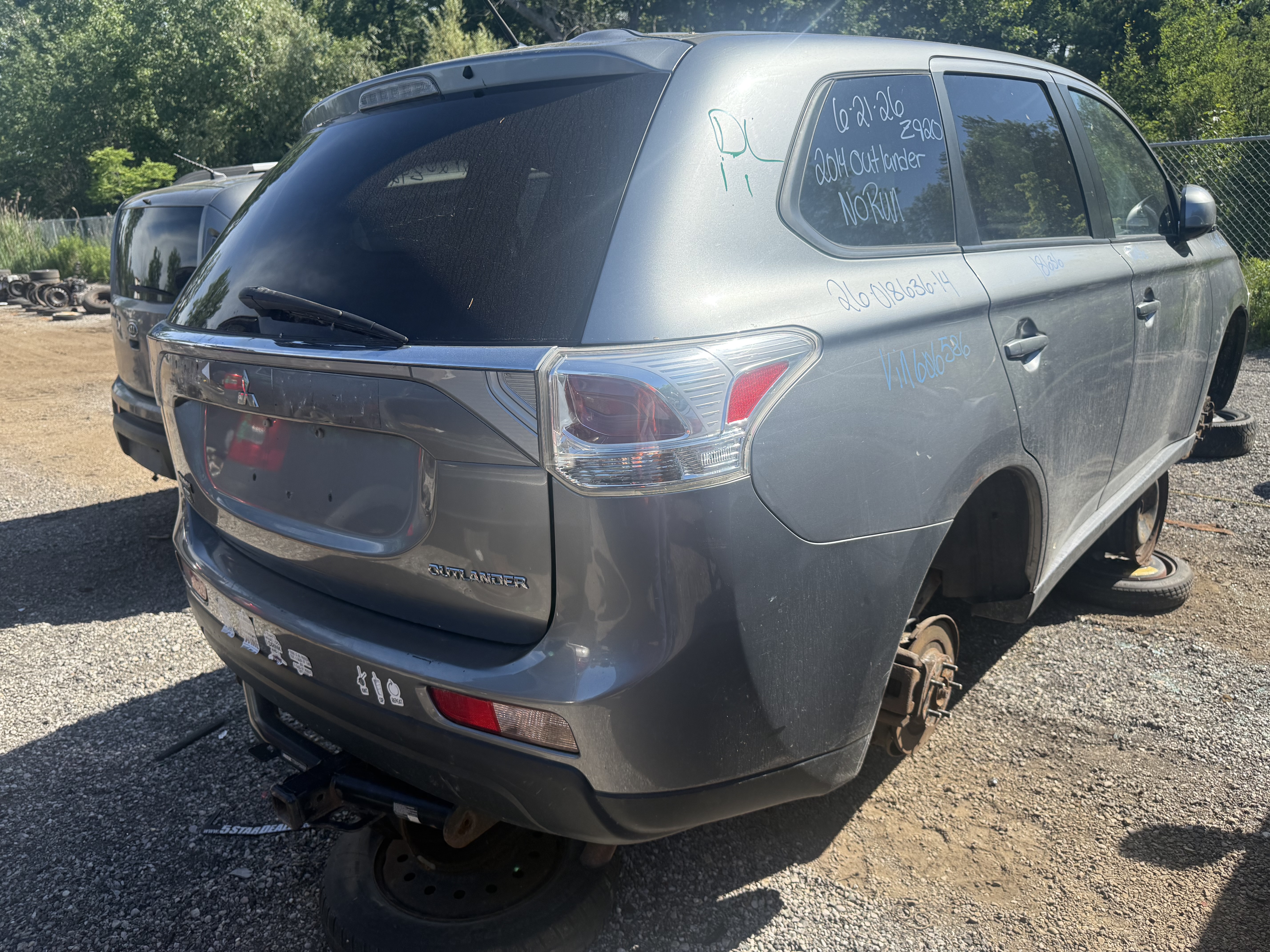 MITSUBISHI OUTLANDER 2014