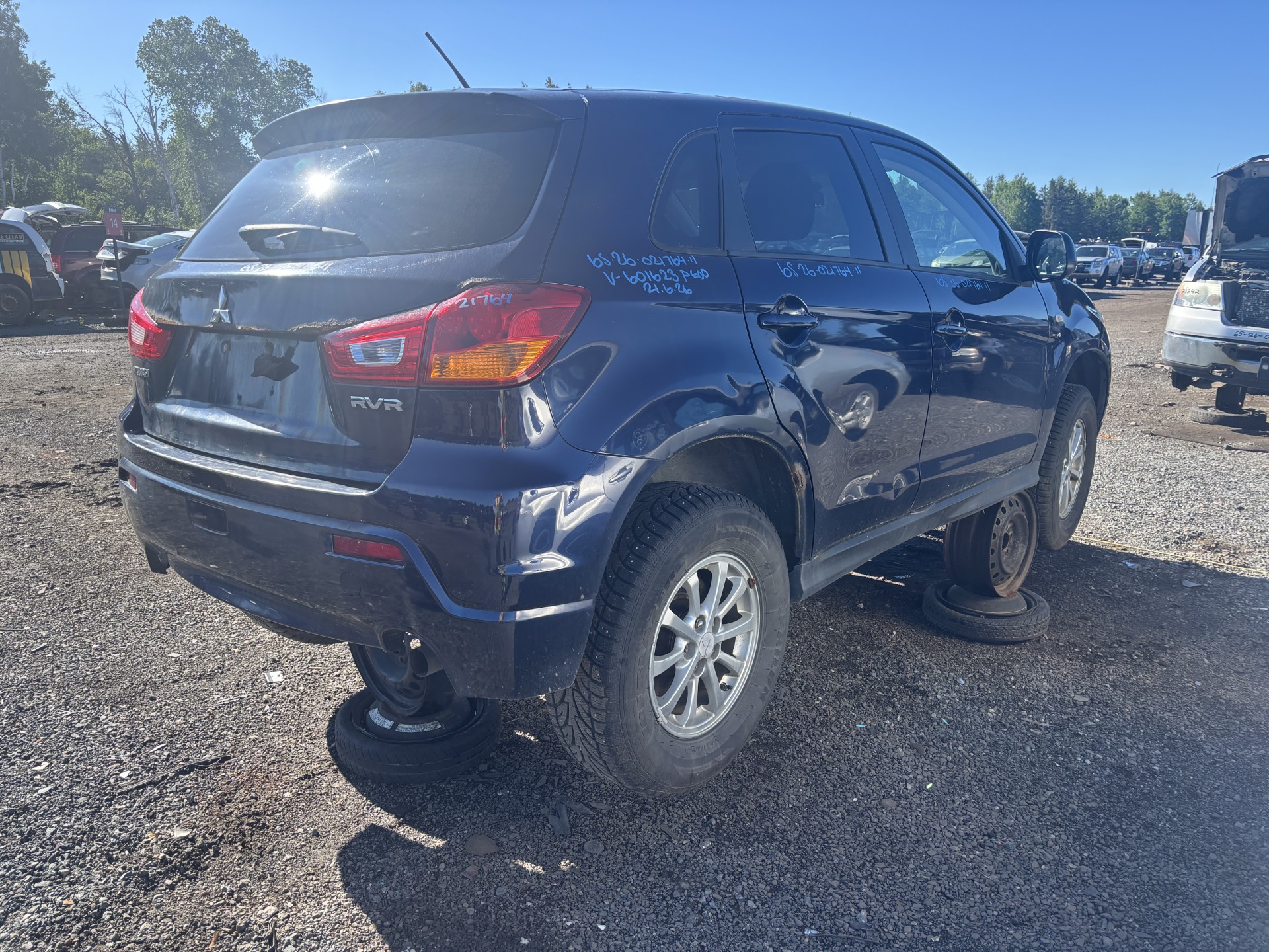 MITSUBISHI RVR 2011