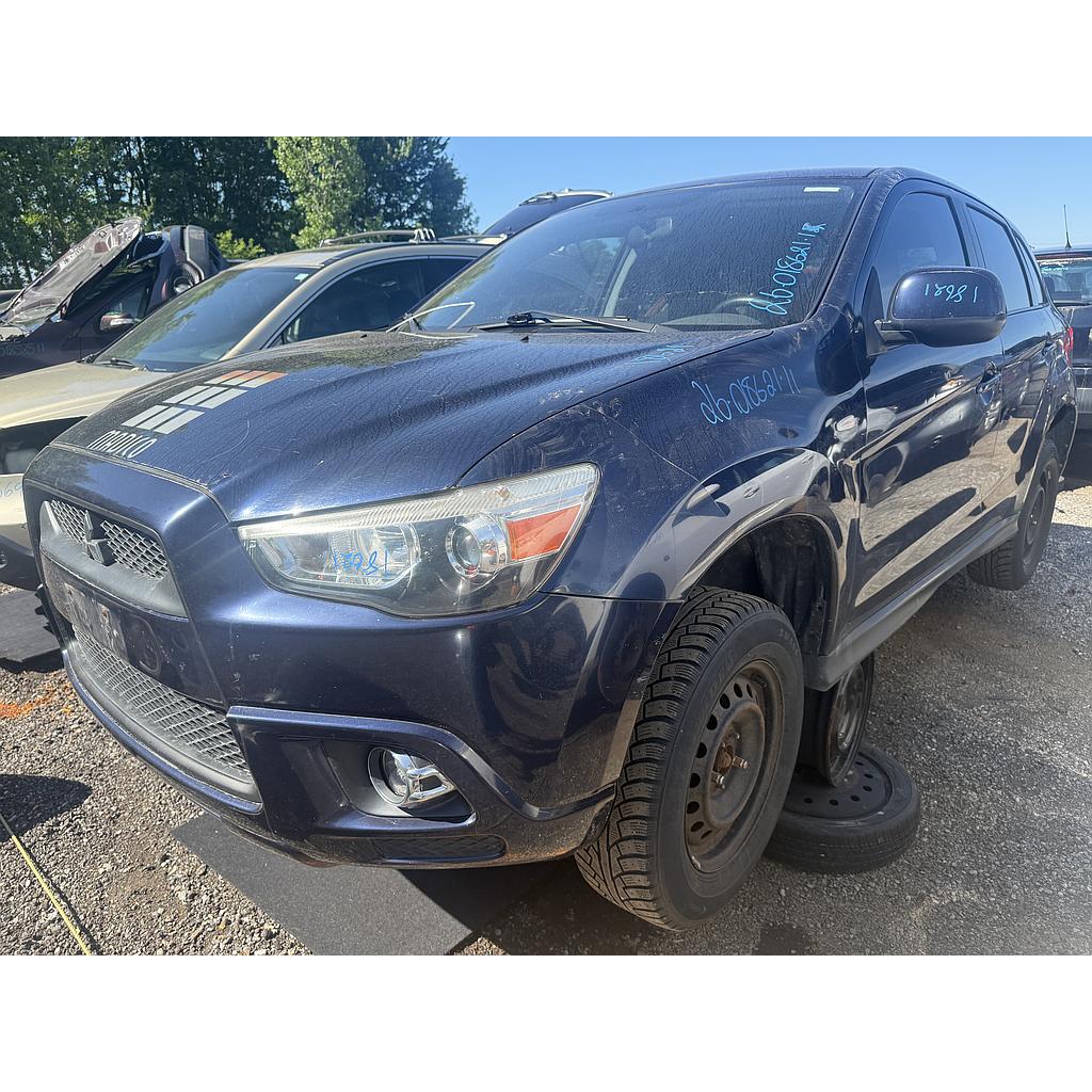 MITSUBISHI RVR 2011