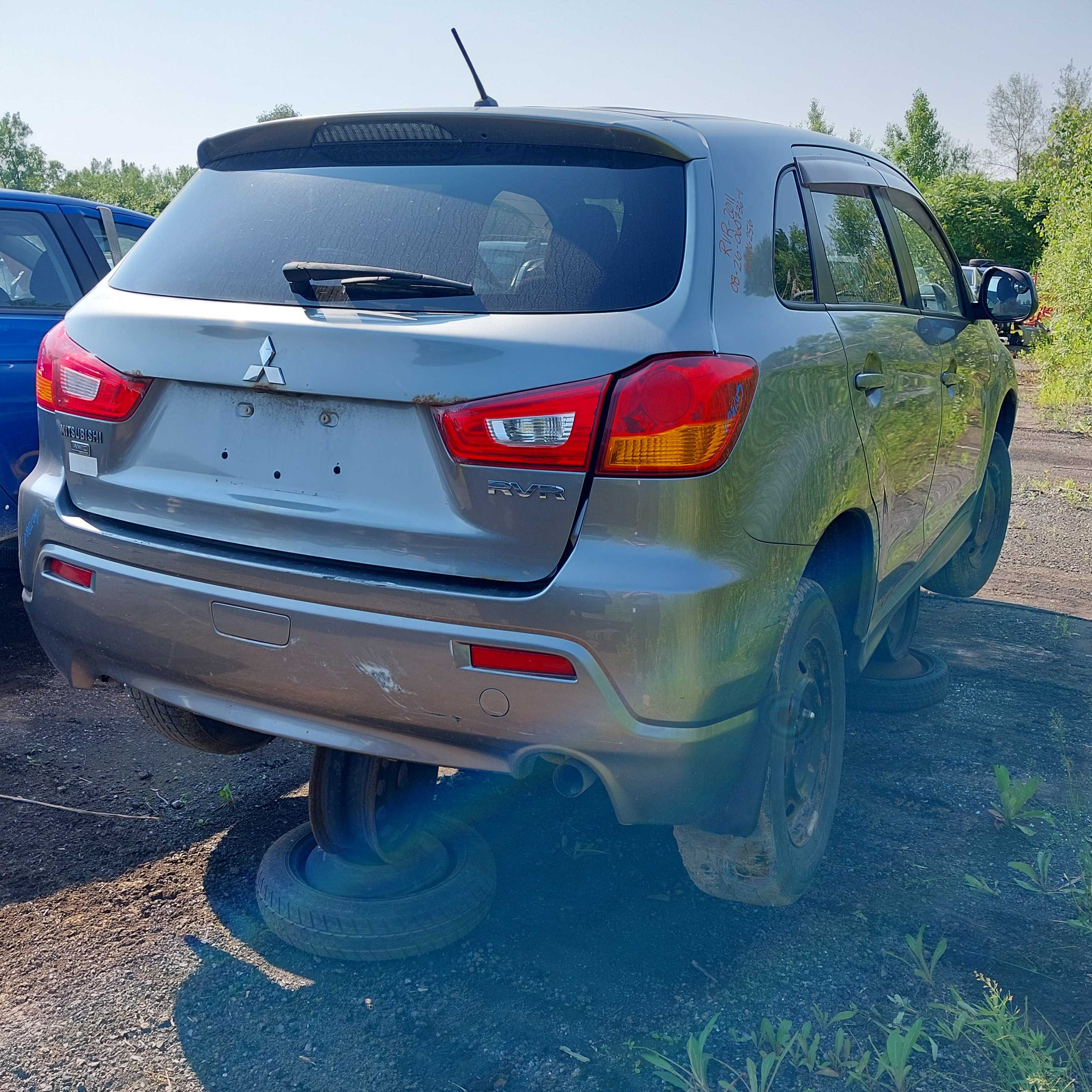 MITSUBISHI RVR 2011
