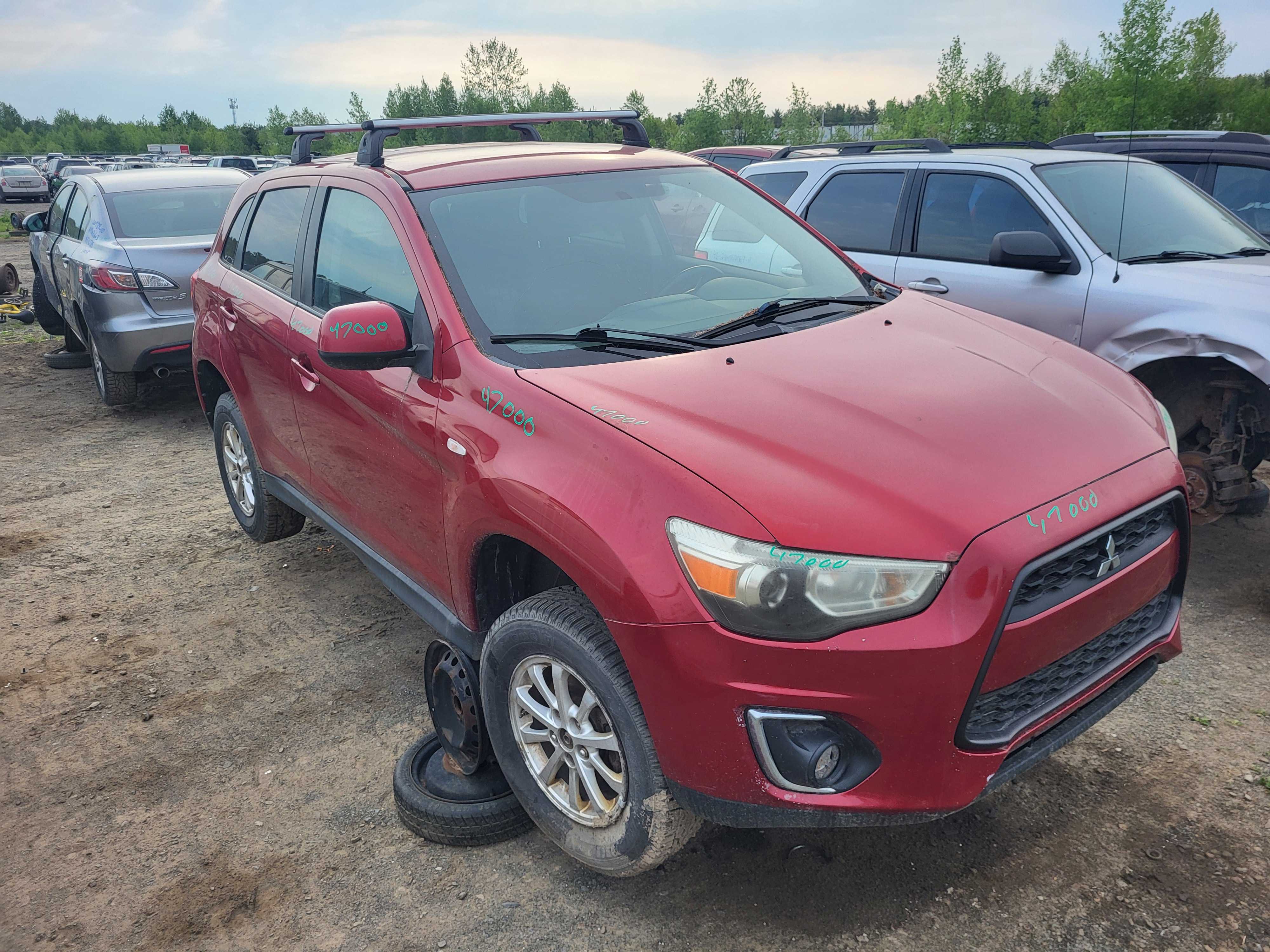 MITSUBISHI RVR 2013