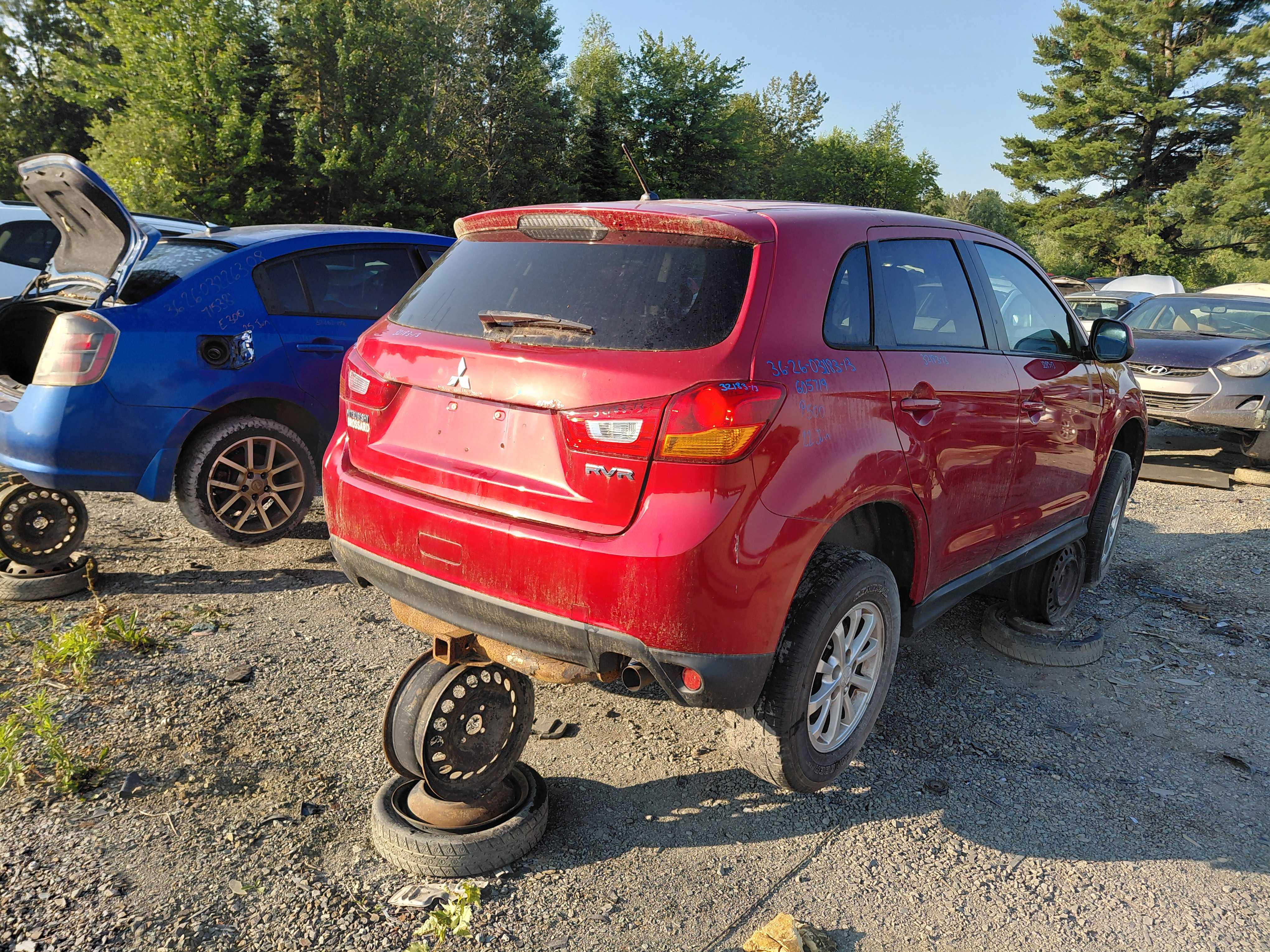 MITSUBISHI RVR 2013