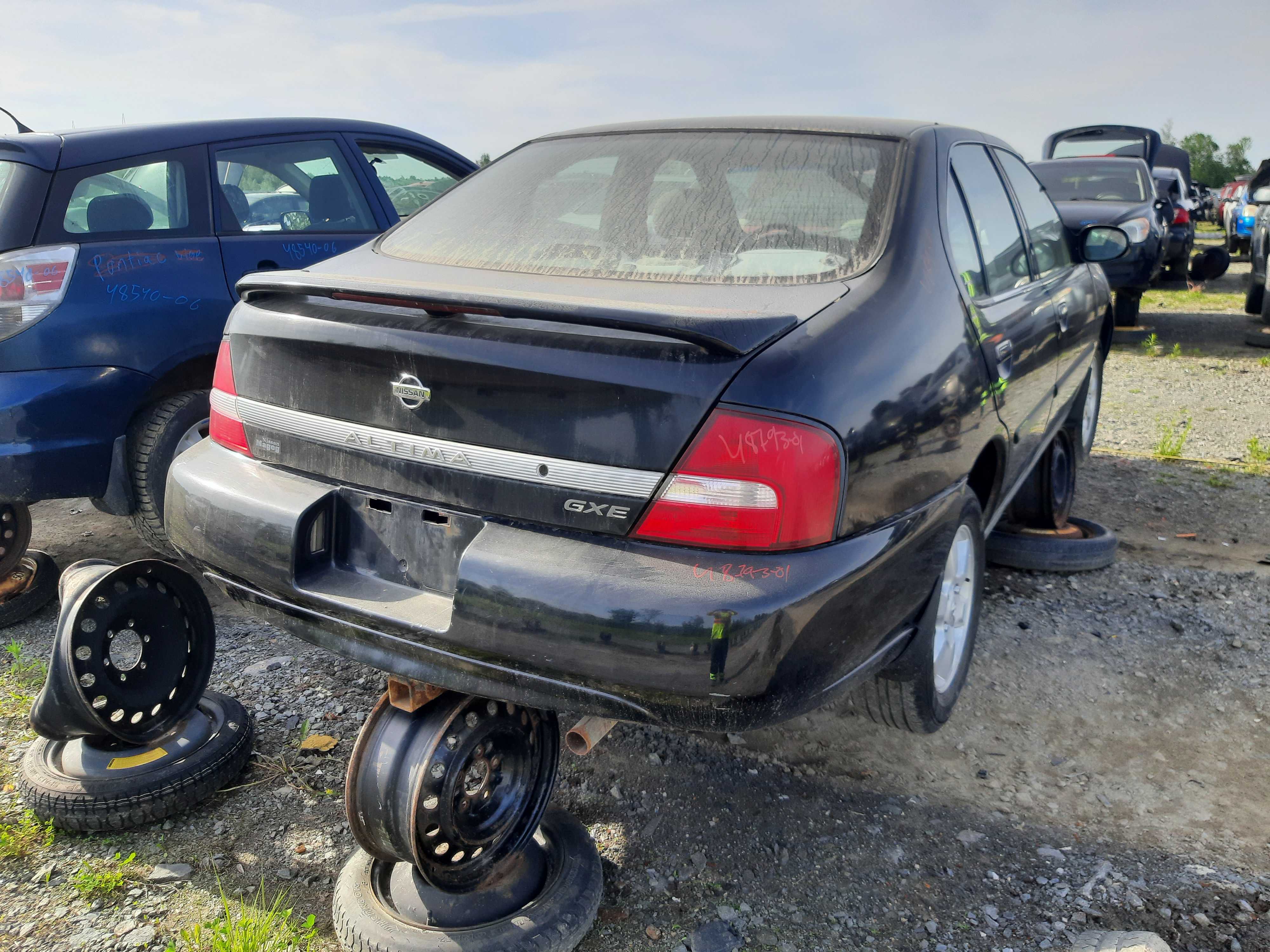 NISSAN ALTIMA 2001