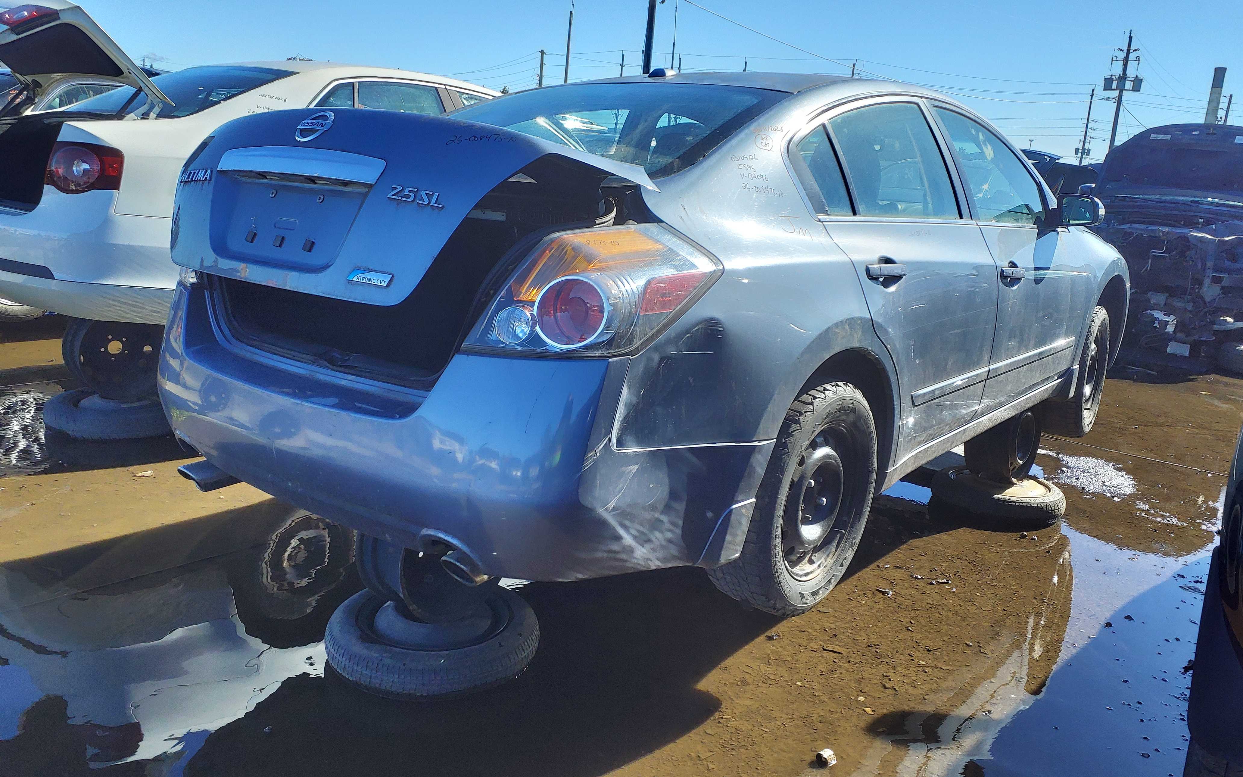 NISSAN ALTIMA 2010