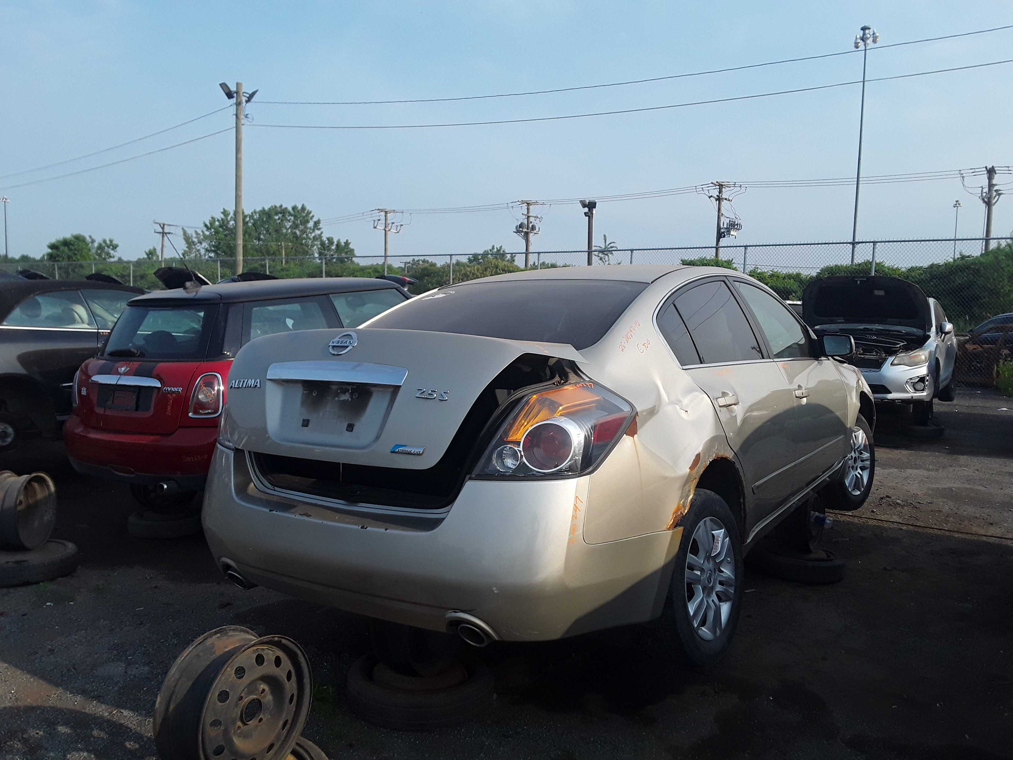 NISSAN ALTIMA 2010