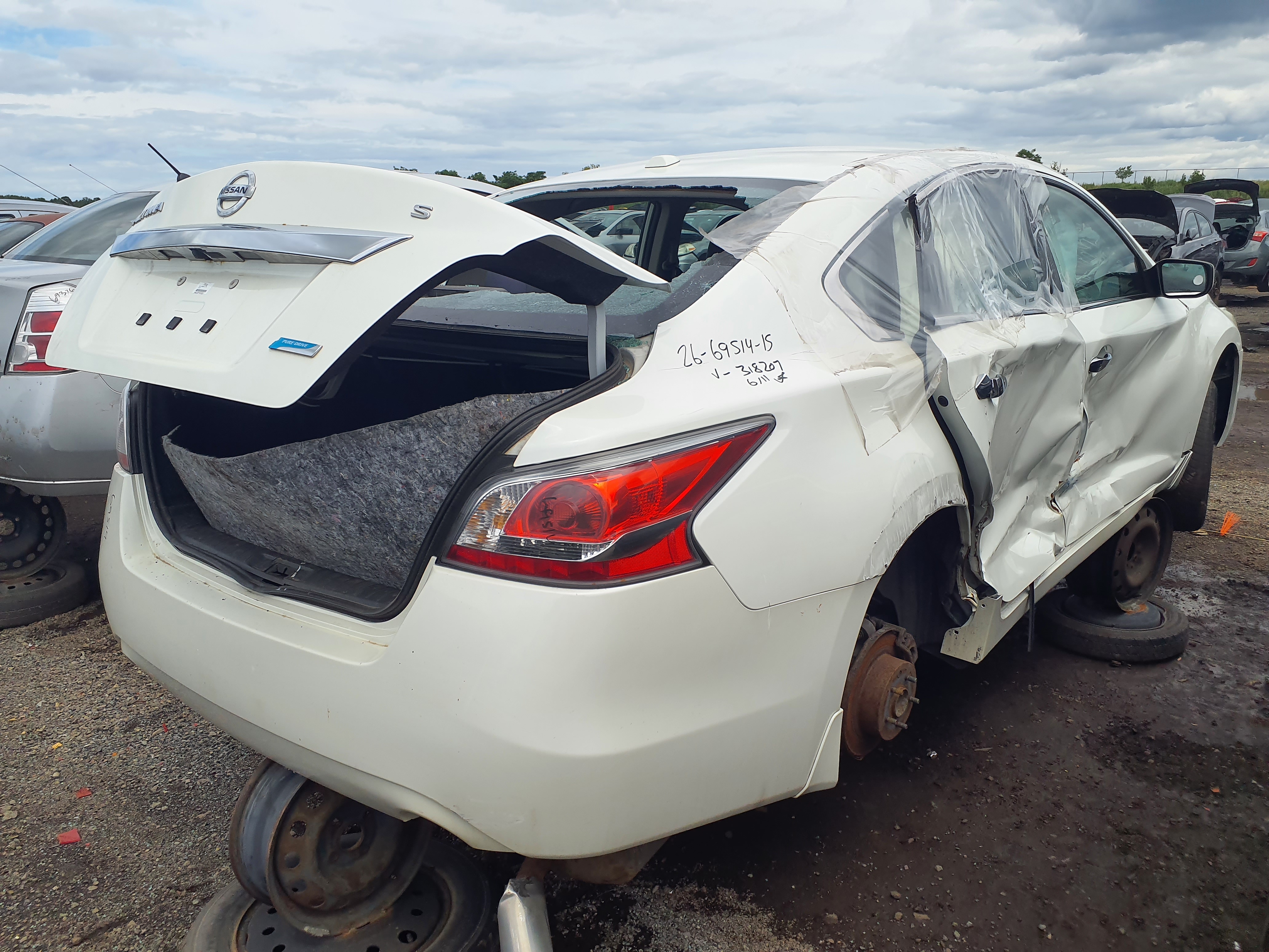 NISSAN ALTIMA 2015