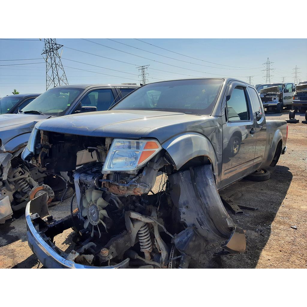 NISSAN FRONTIER 2005
