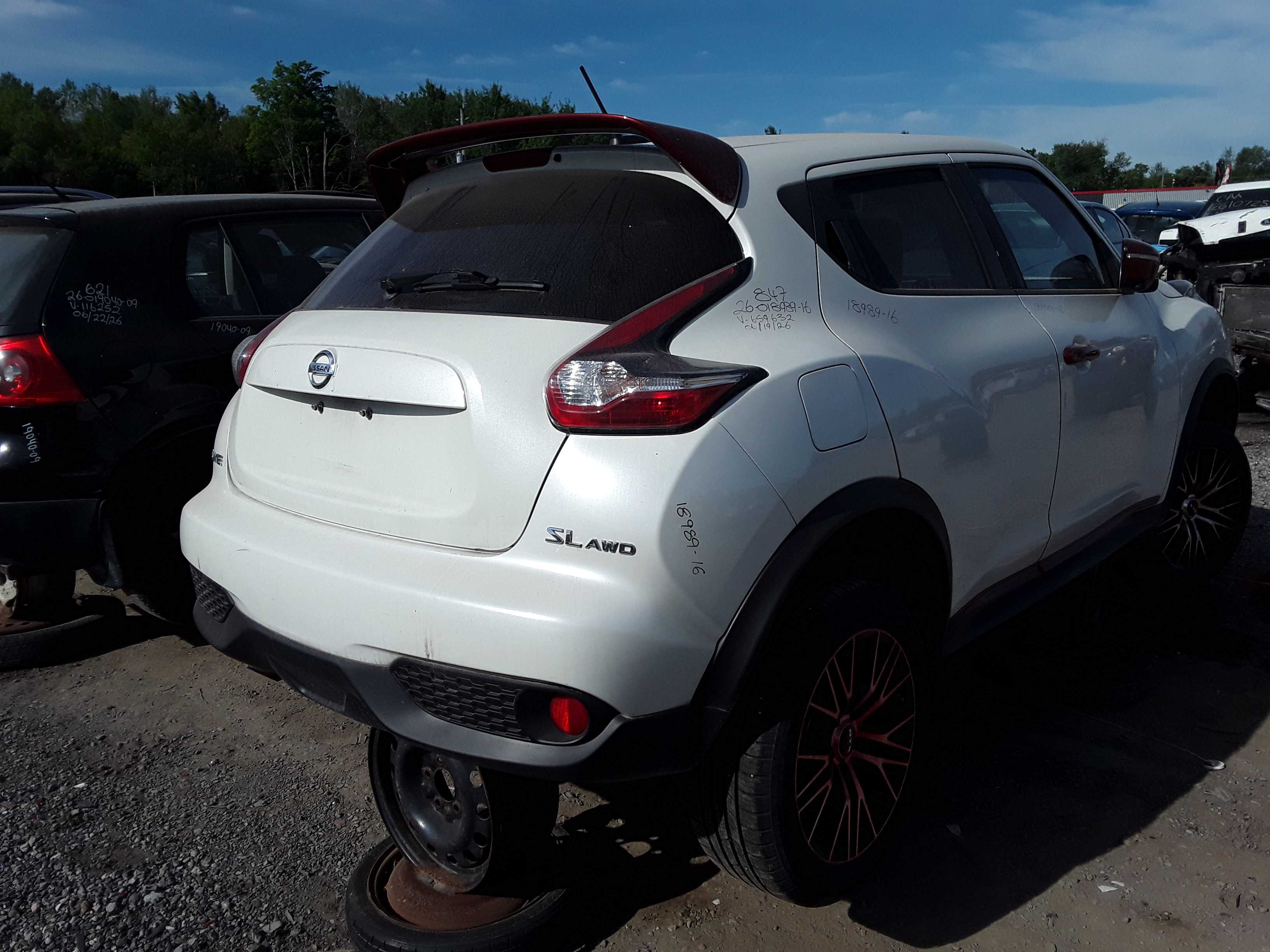 NISSAN JUKE 2016
