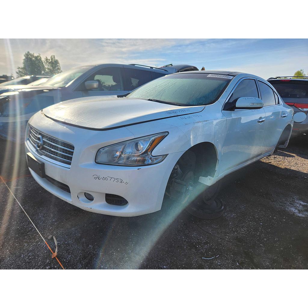 NISSAN MAXIMA 2011