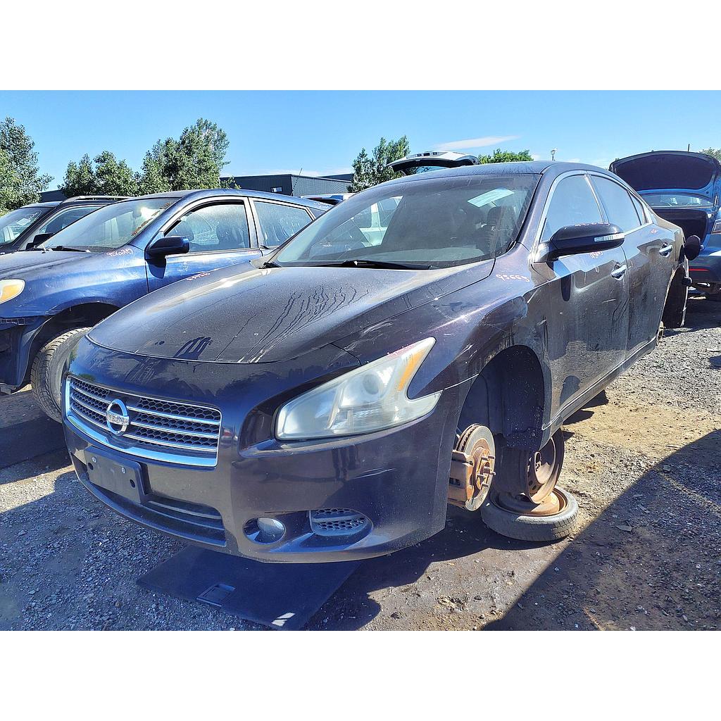 NISSAN MAXIMA 2011