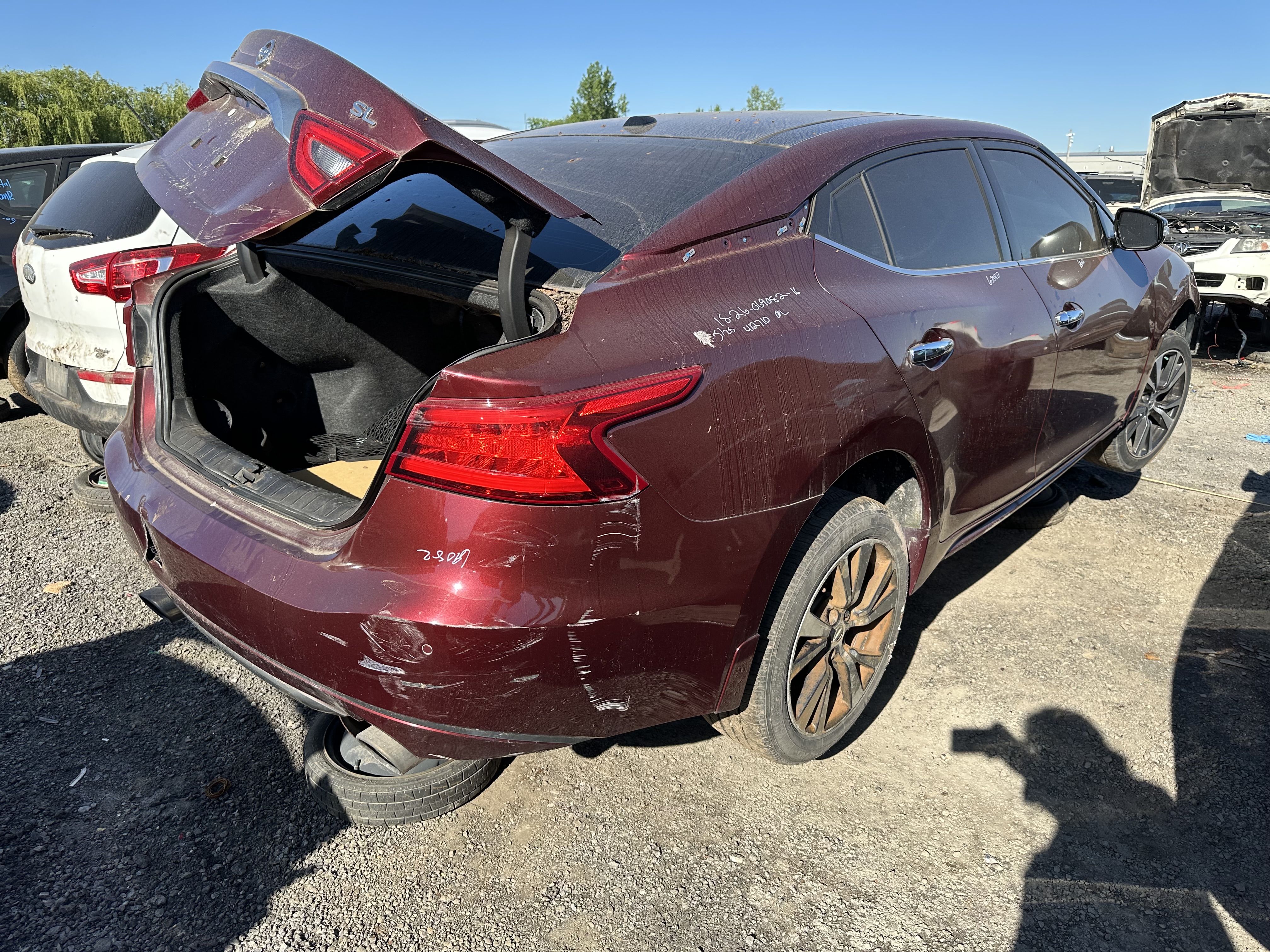 NISSAN MAXIMA 2016