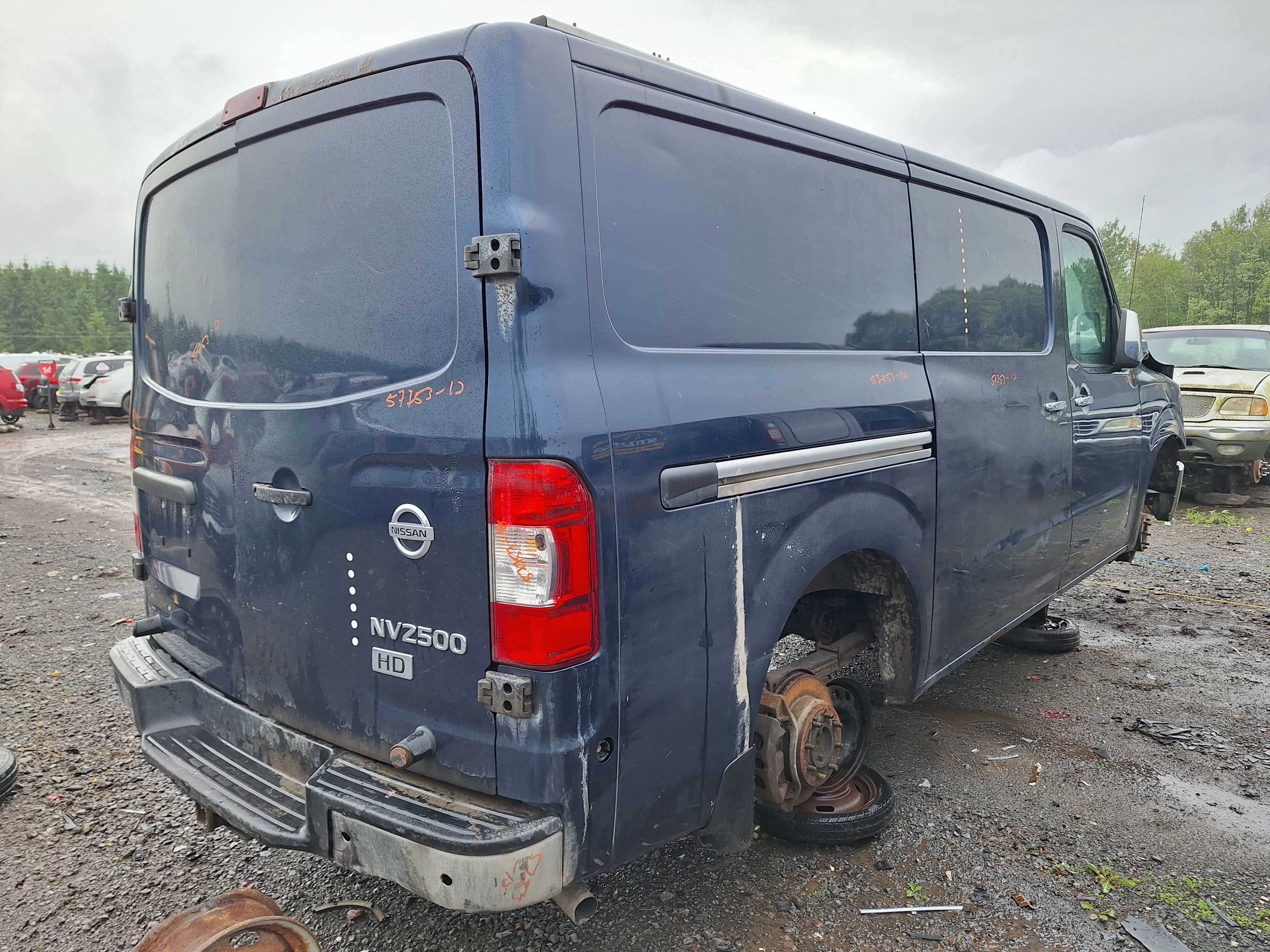 NISSAN NV 2012