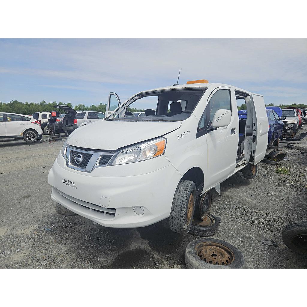 NISSAN NV 2014