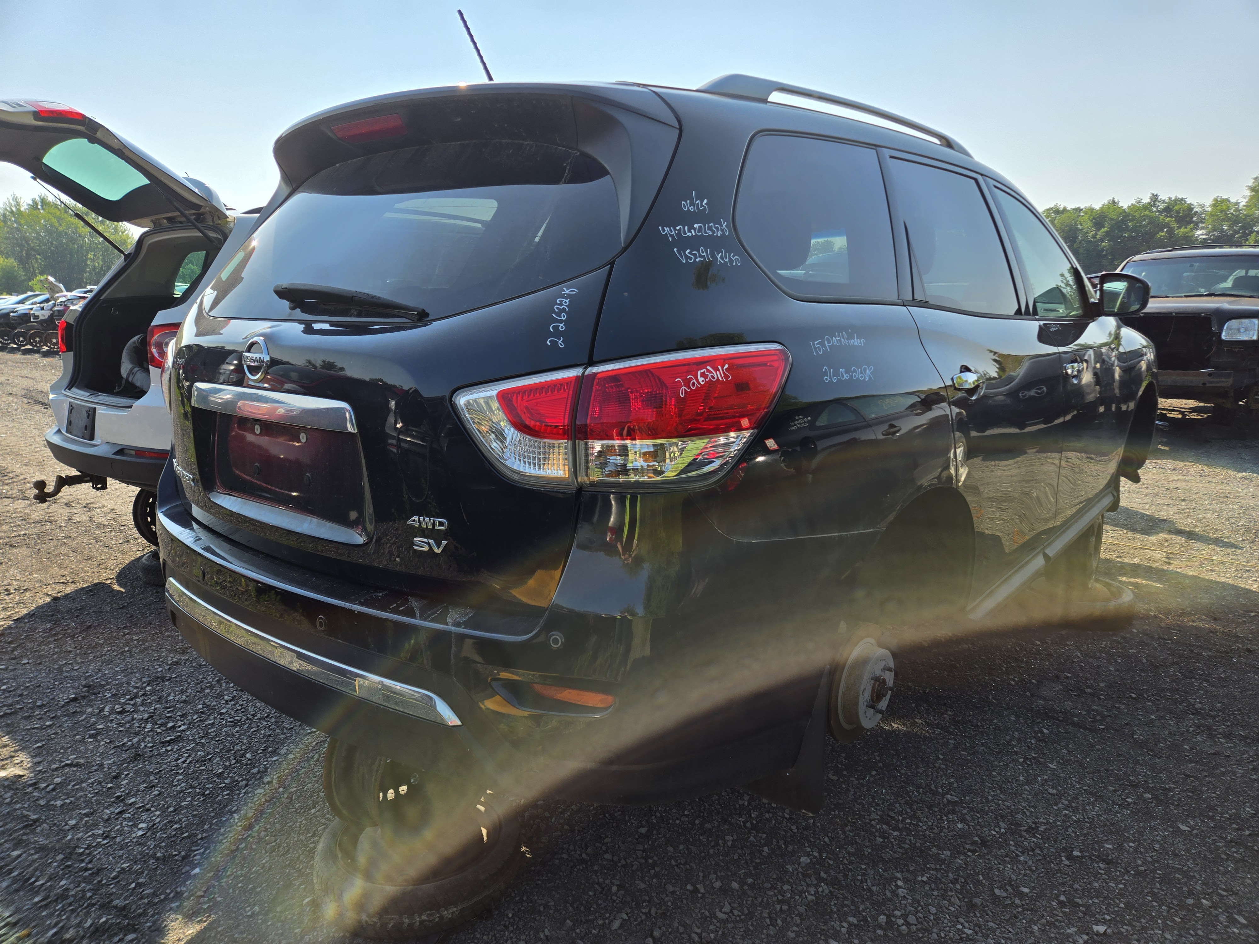 NISSAN PATHFINDER 2015