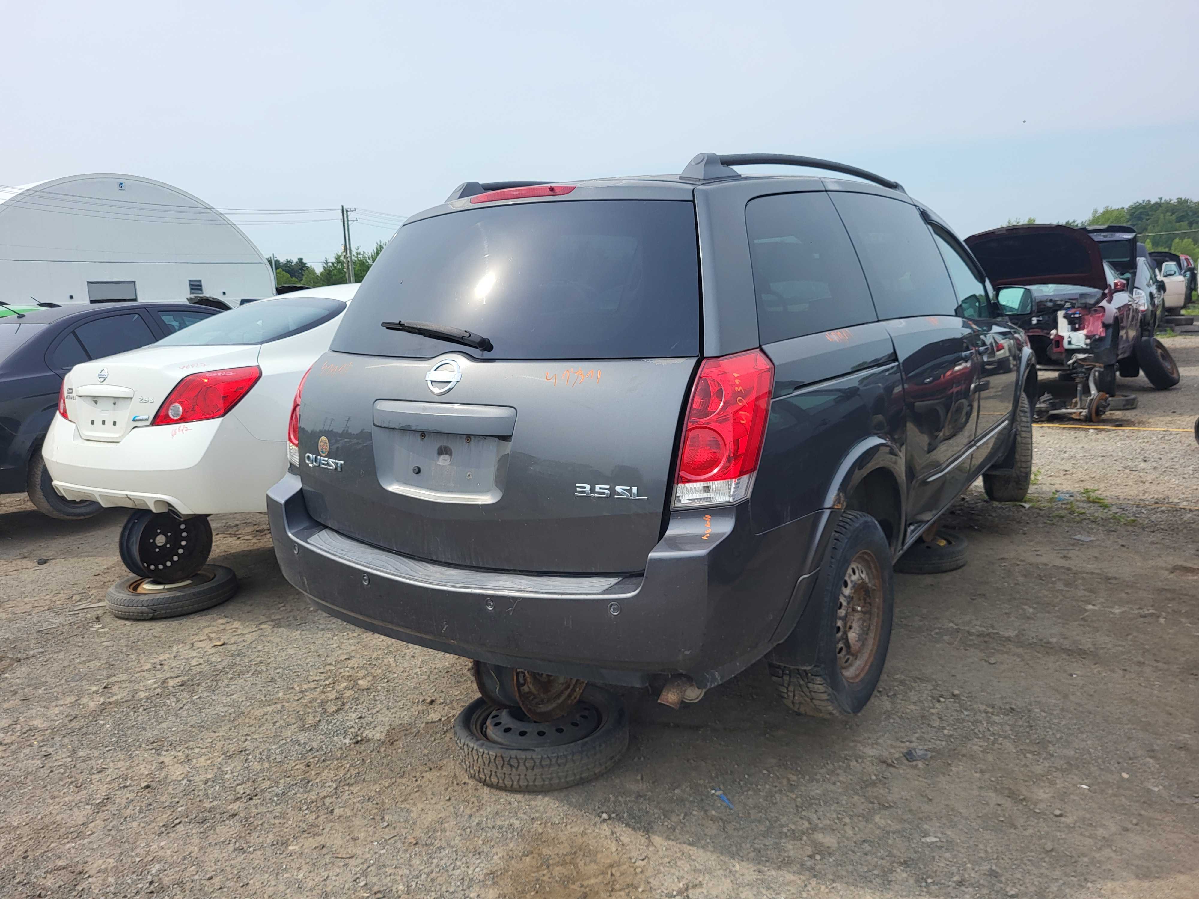NISSAN QUEST 2004