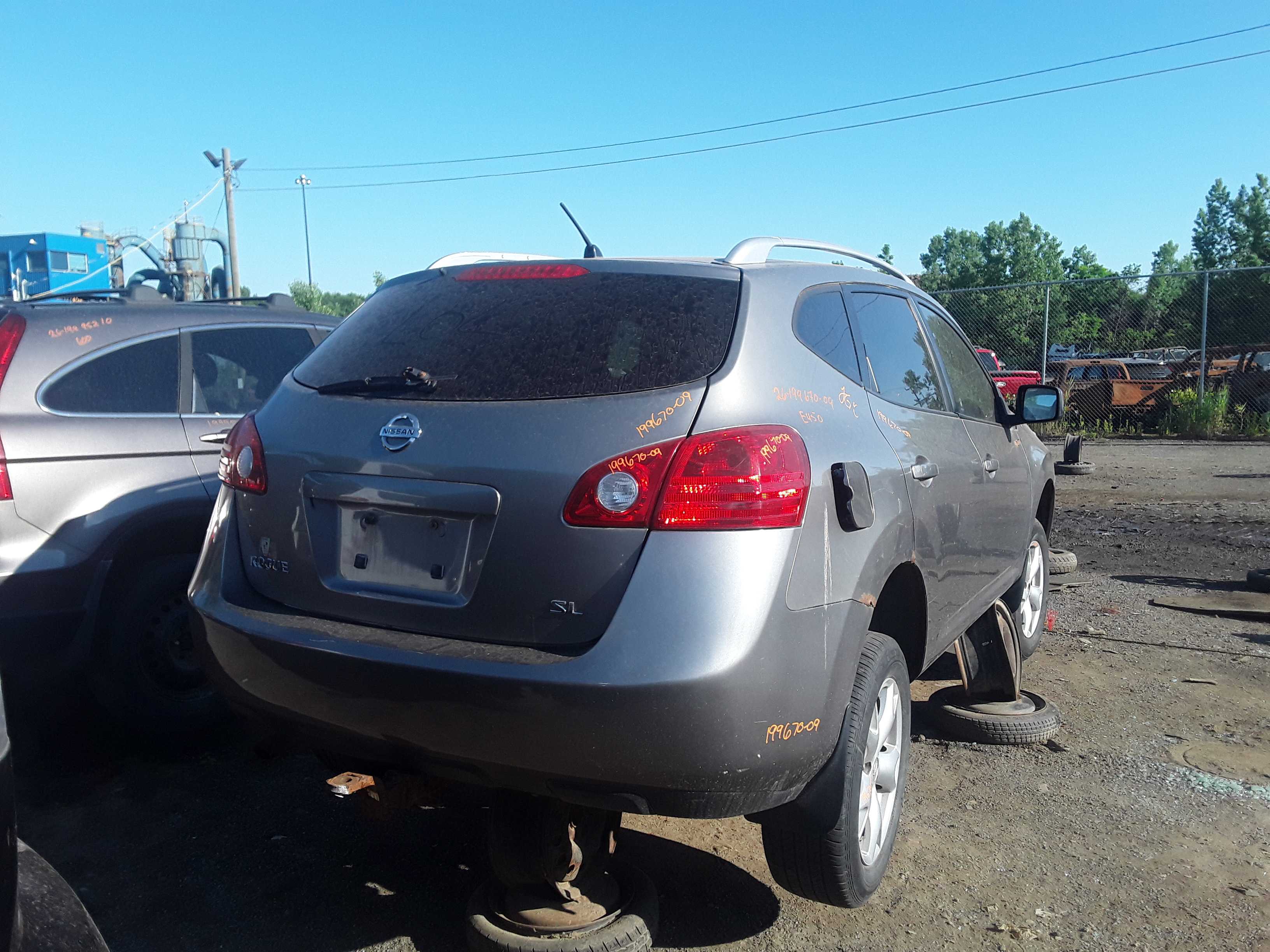 NISSAN ROGUE 2009