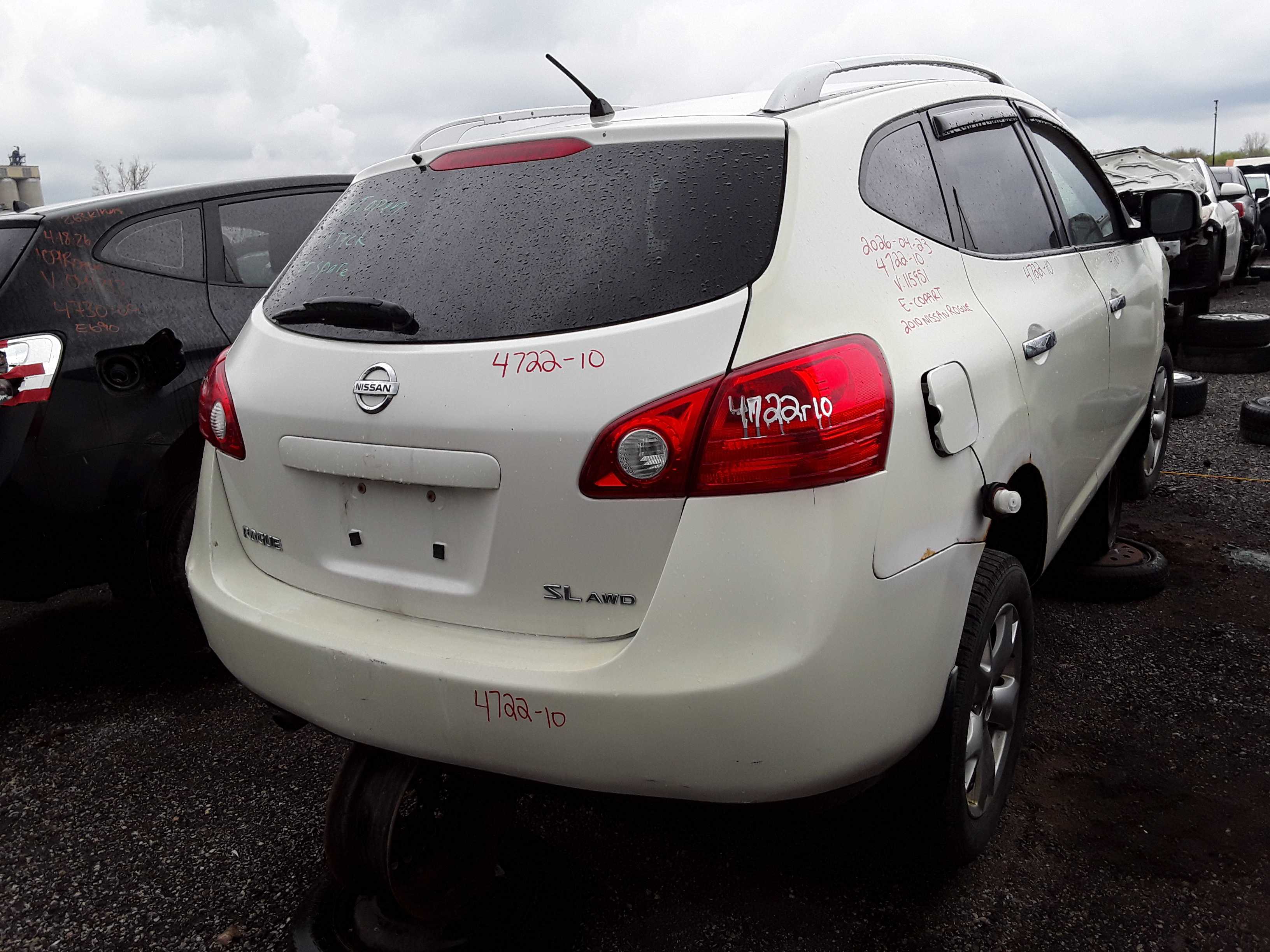 NISSAN ROGUE 2010