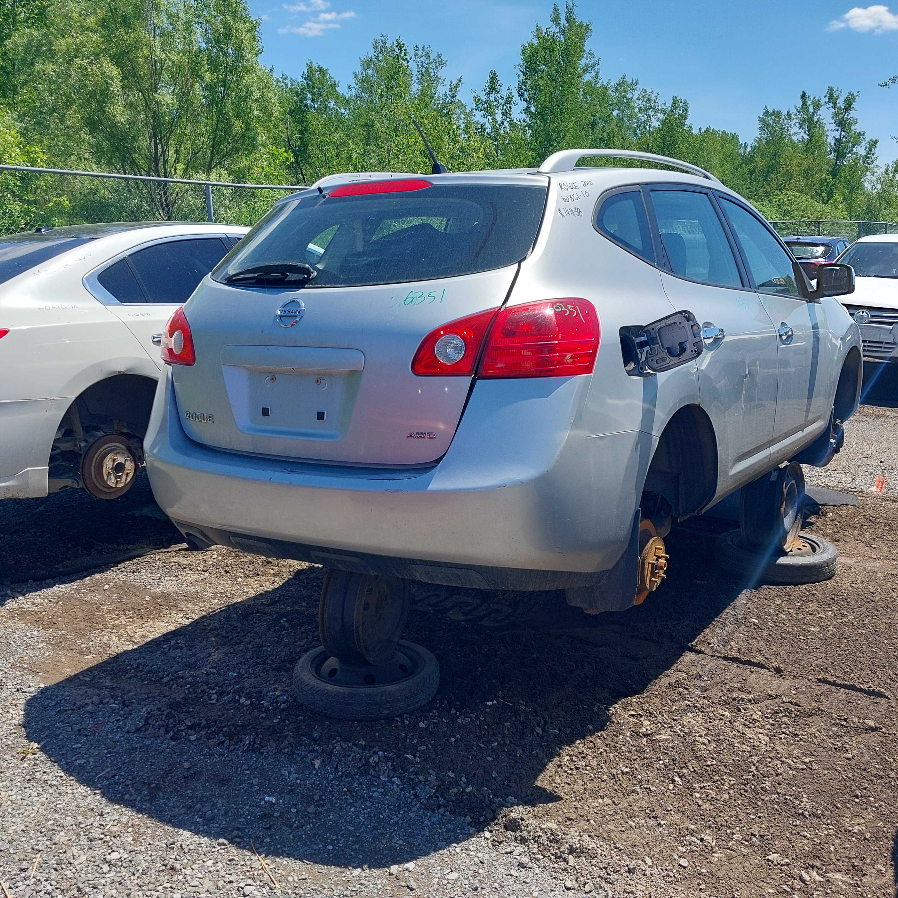 NISSAN ROGUE 2010