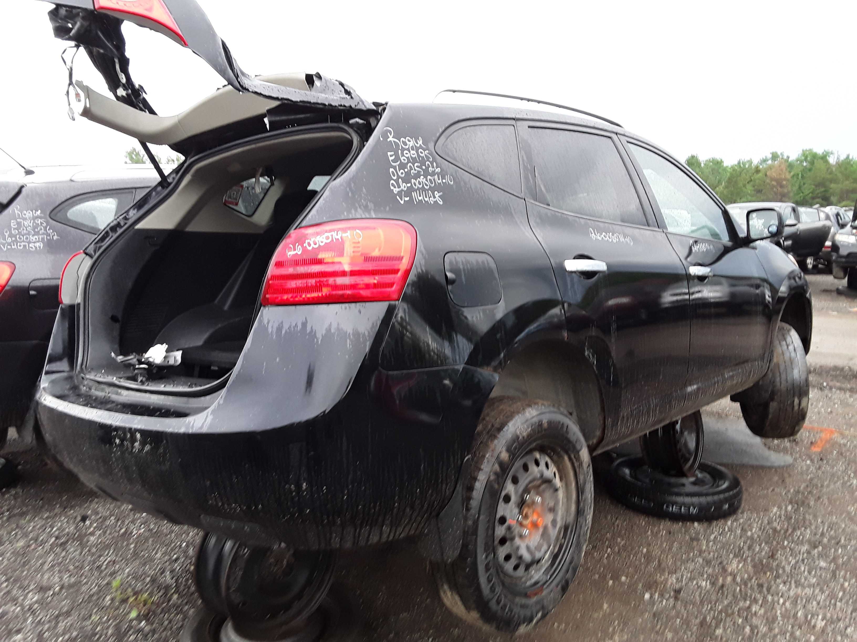 NISSAN ROGUE 2010