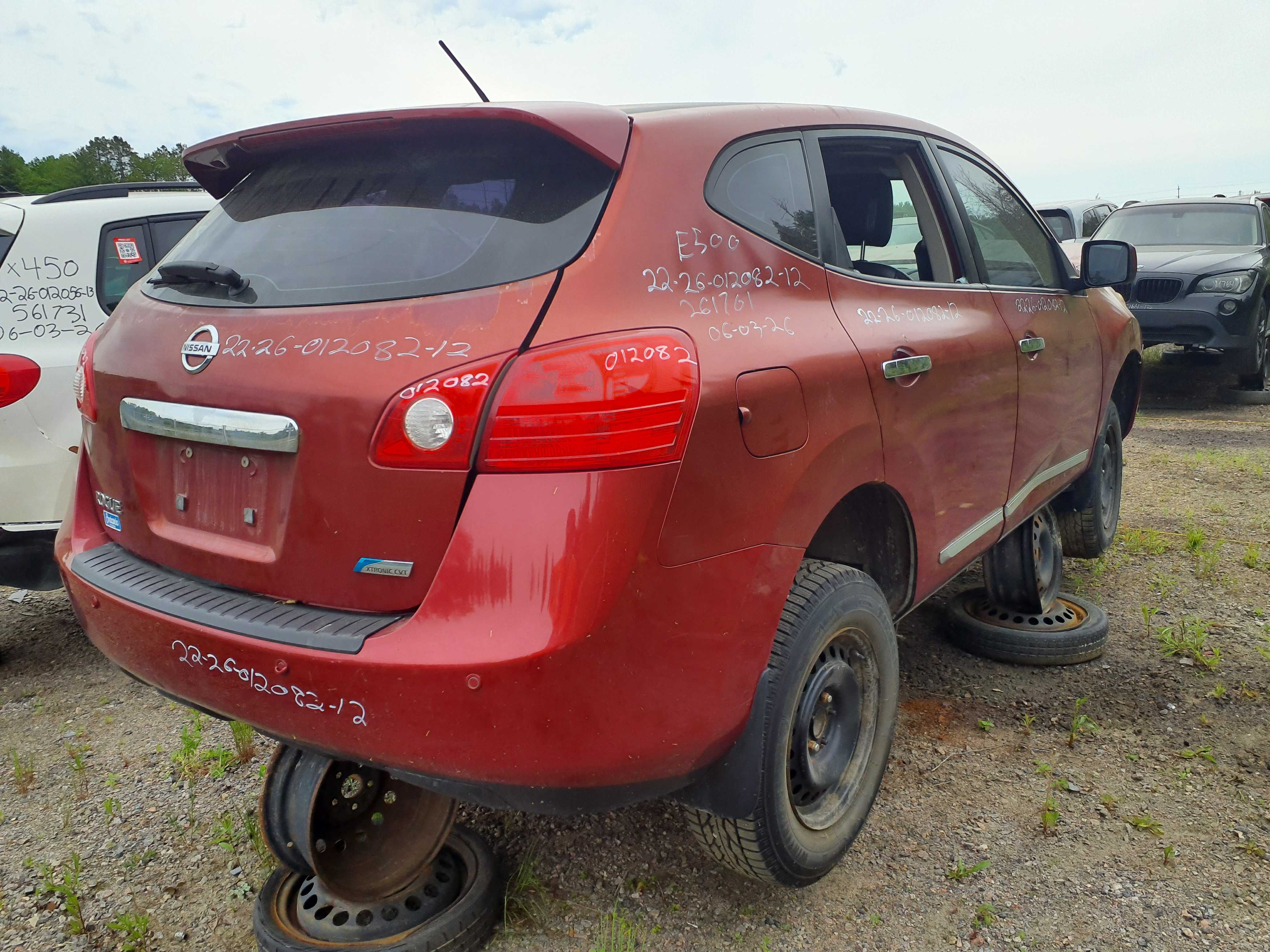 NISSAN ROGUE 2012