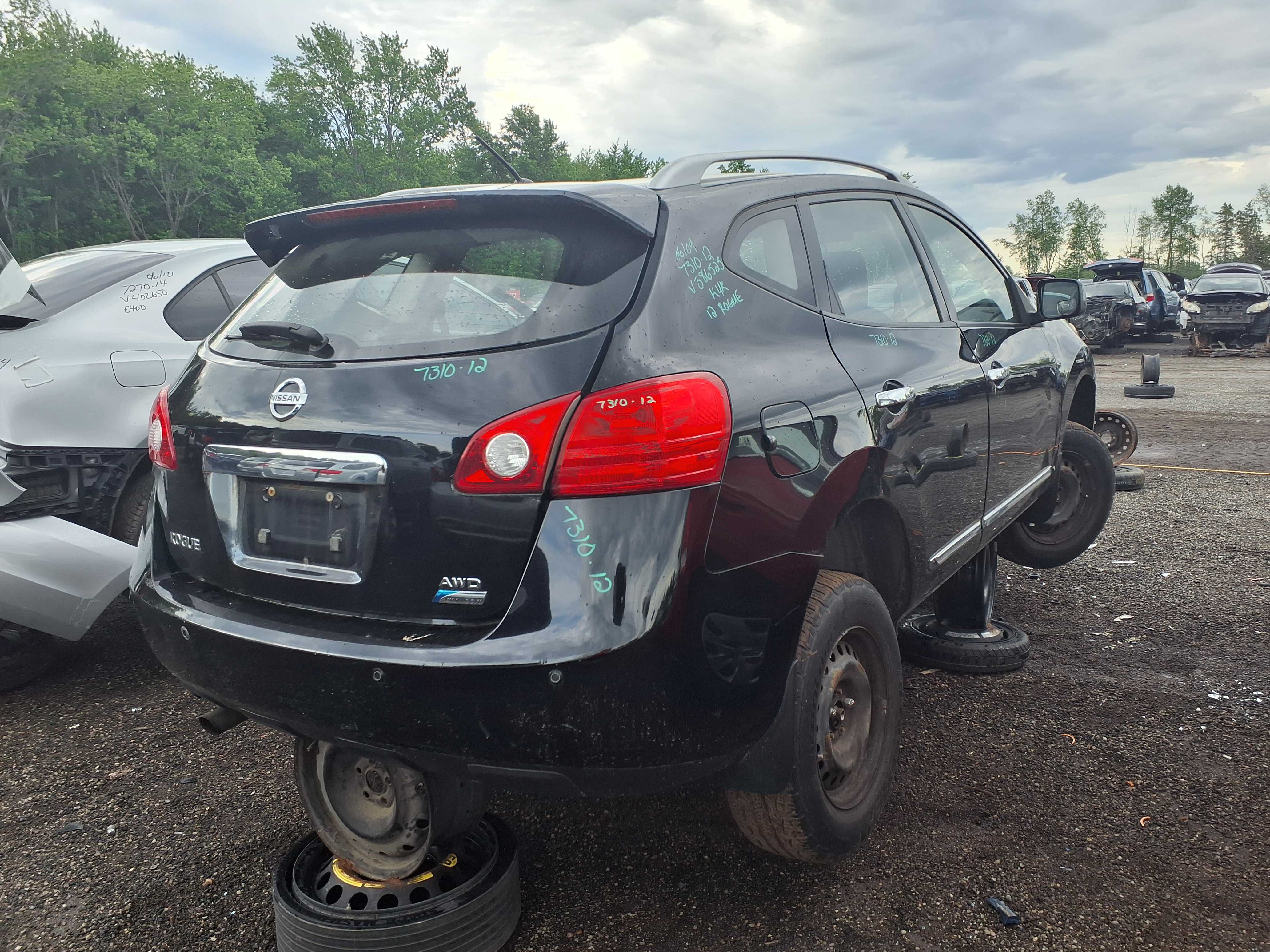 NISSAN ROGUE 2012