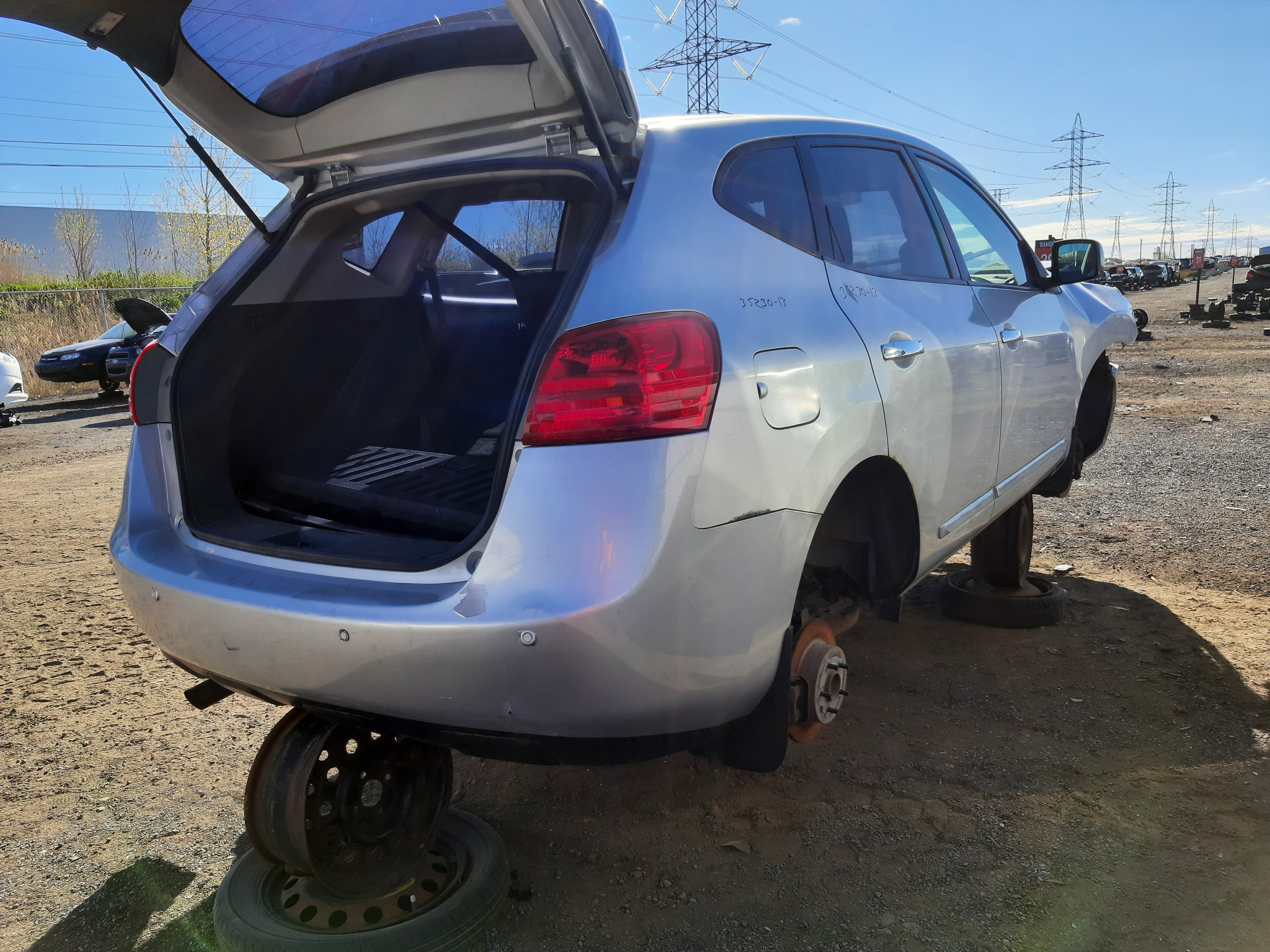 NISSAN ROGUE 2013