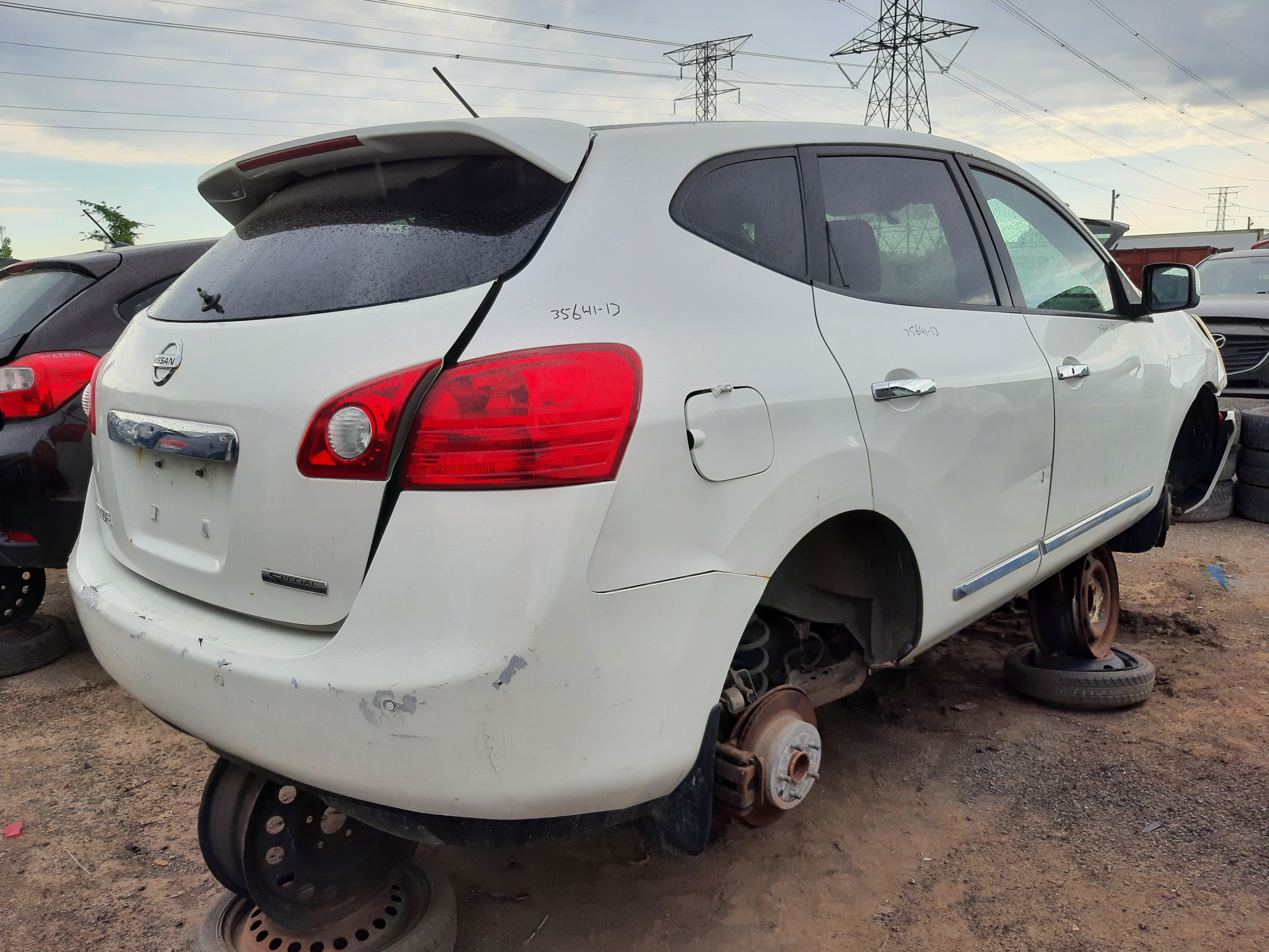 NISSAN ROGUE 2013