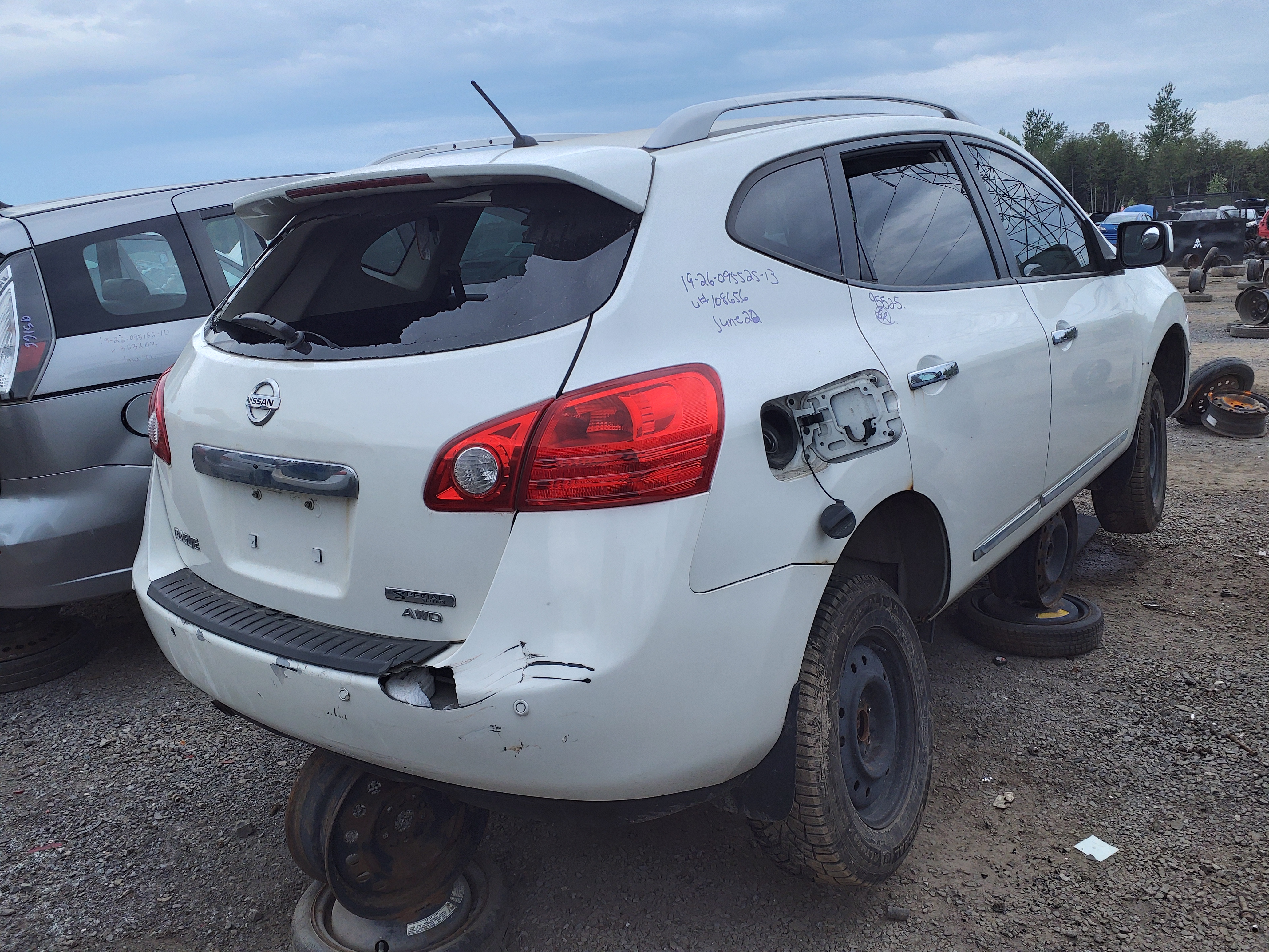 NISSAN ROGUE 2013