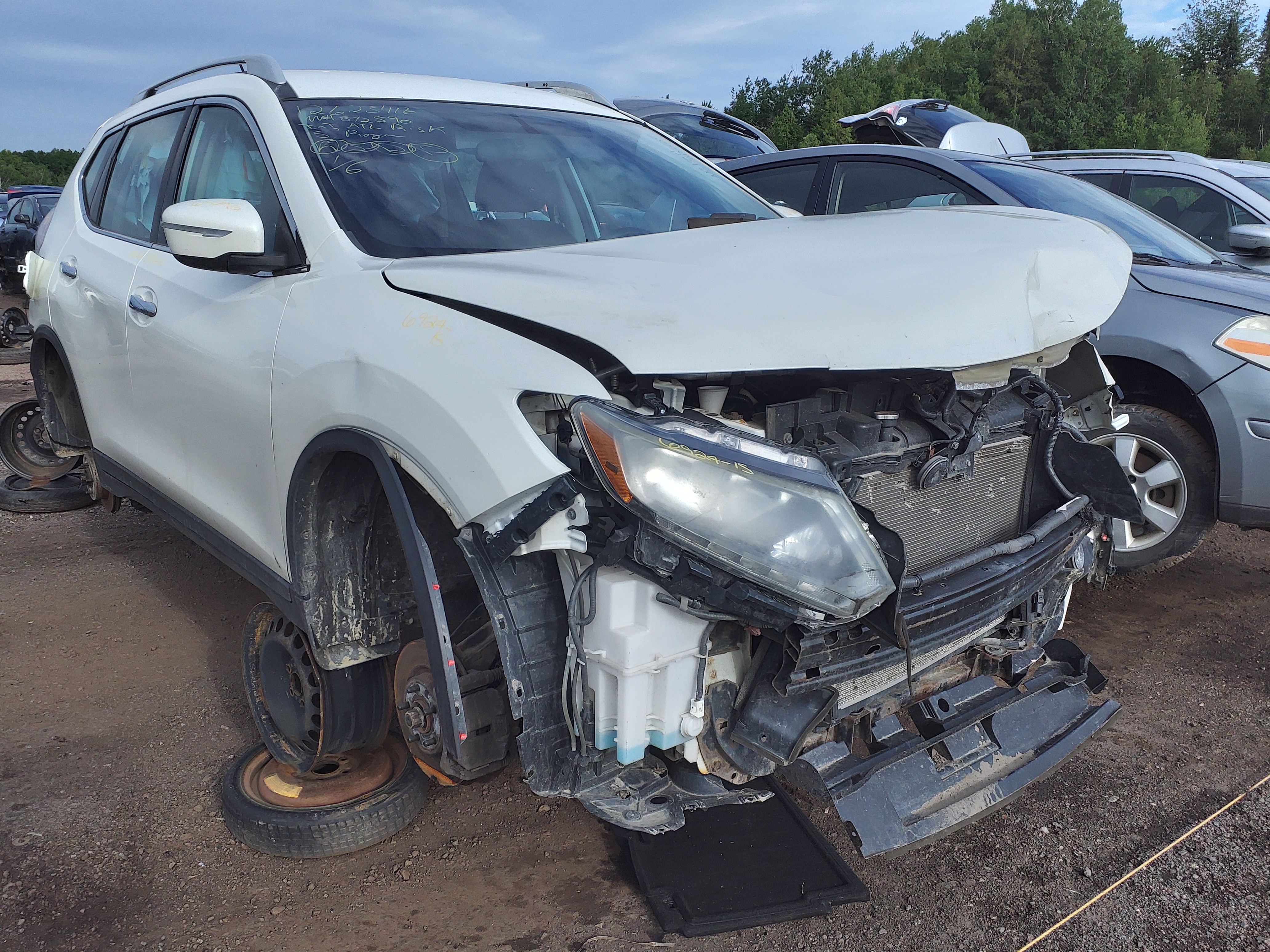 NISSAN ROGUE 2015