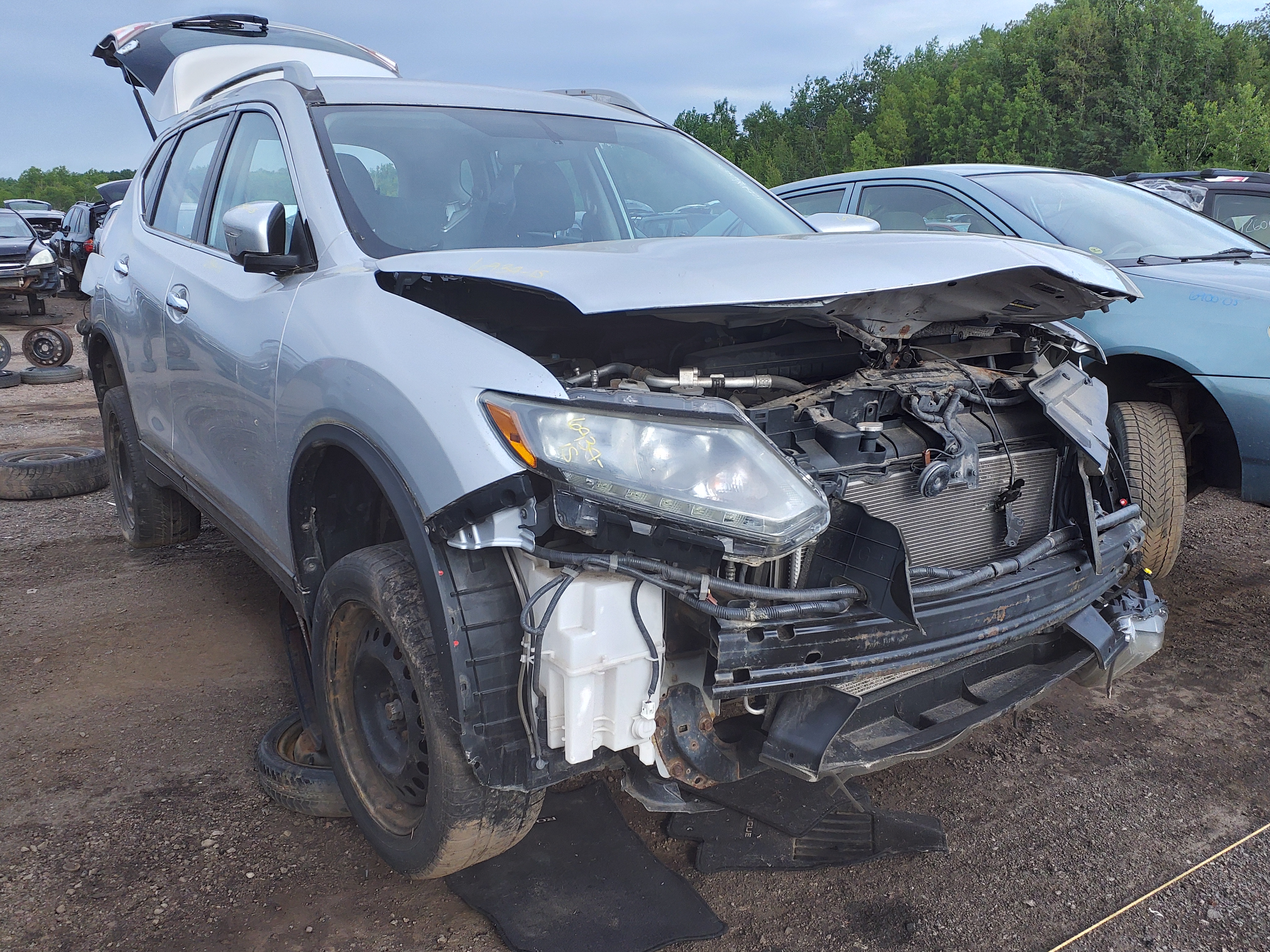 NISSAN ROGUE 2015