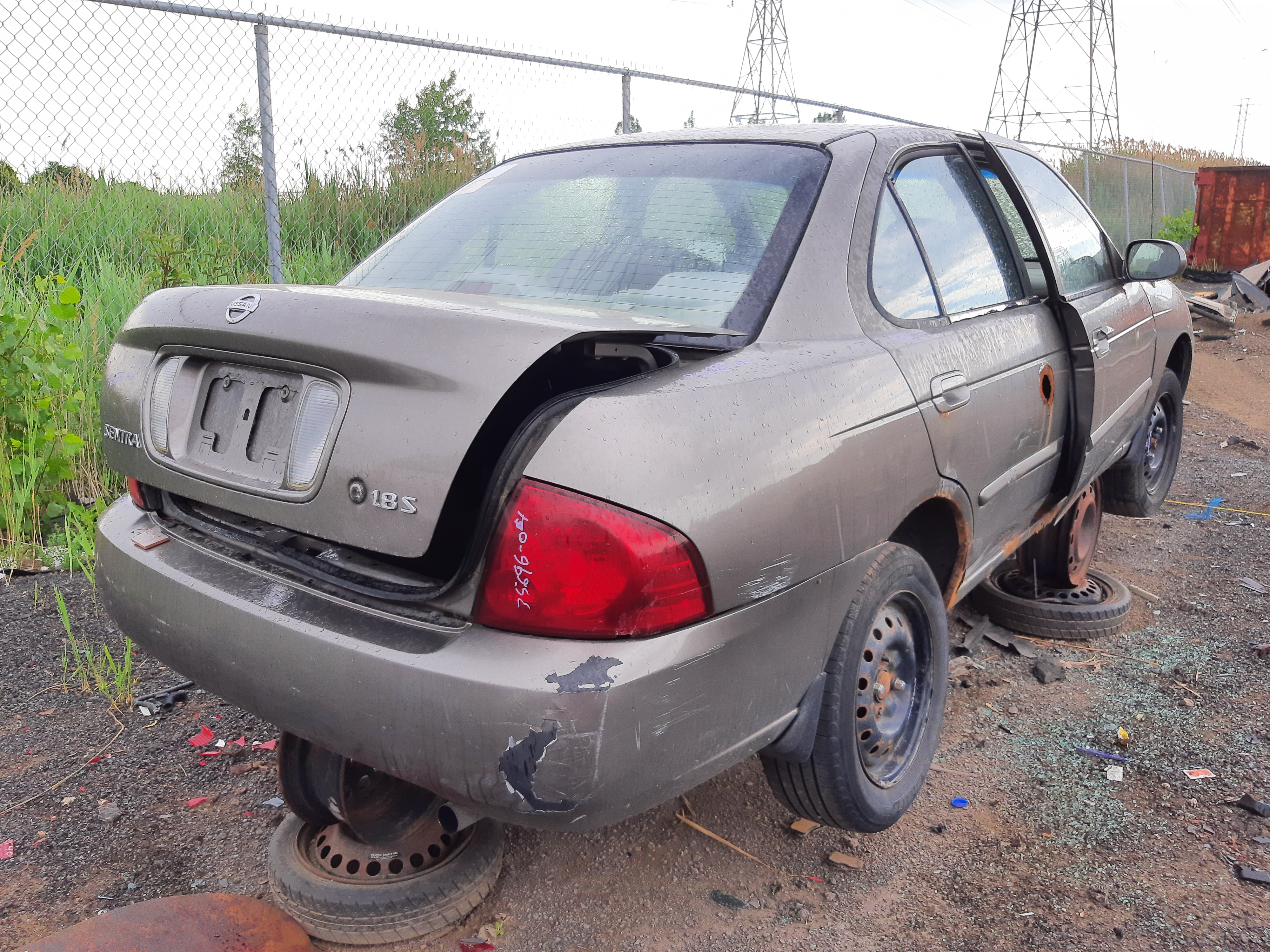 NISSAN SENTRA 2004