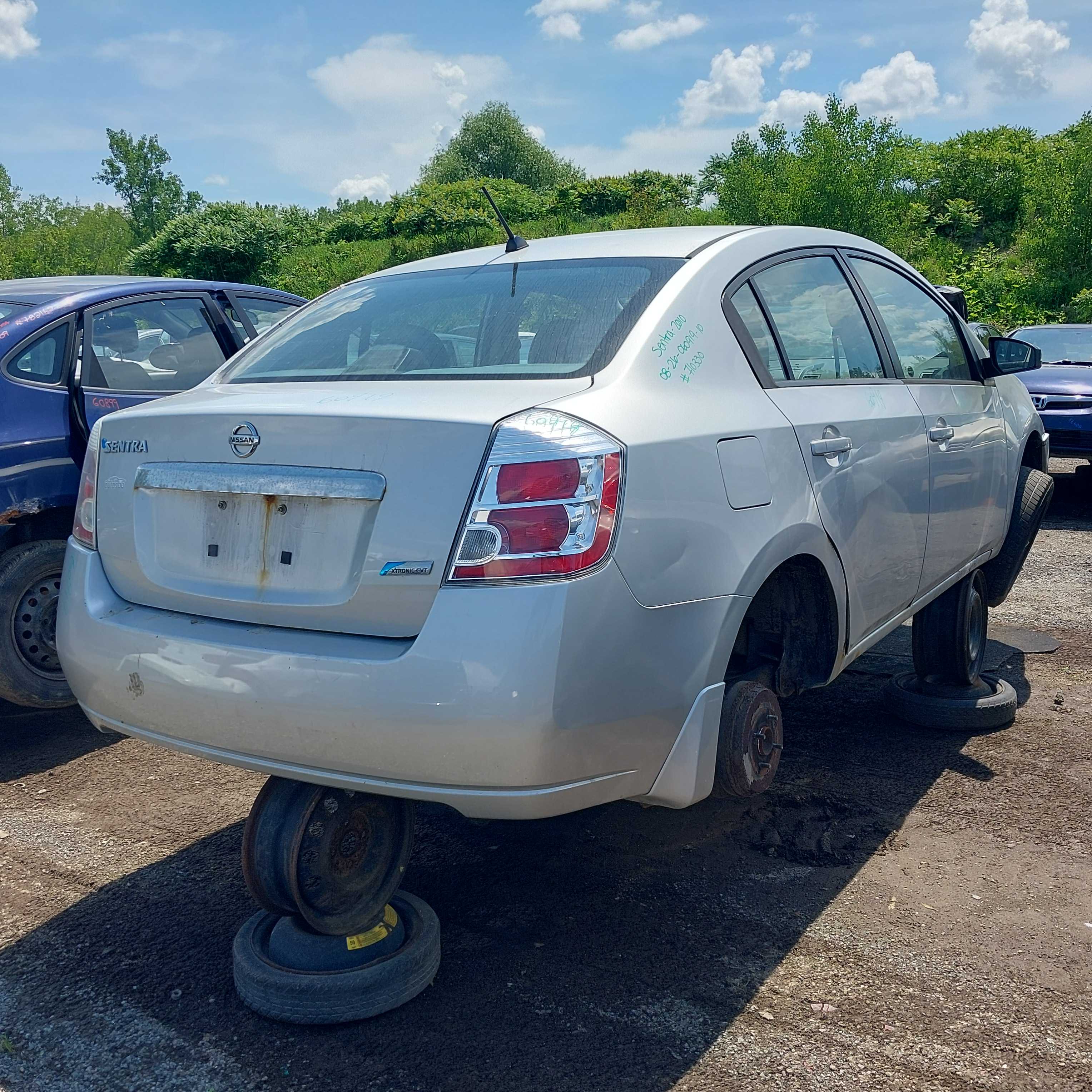 NISSAN SENTRA 2010