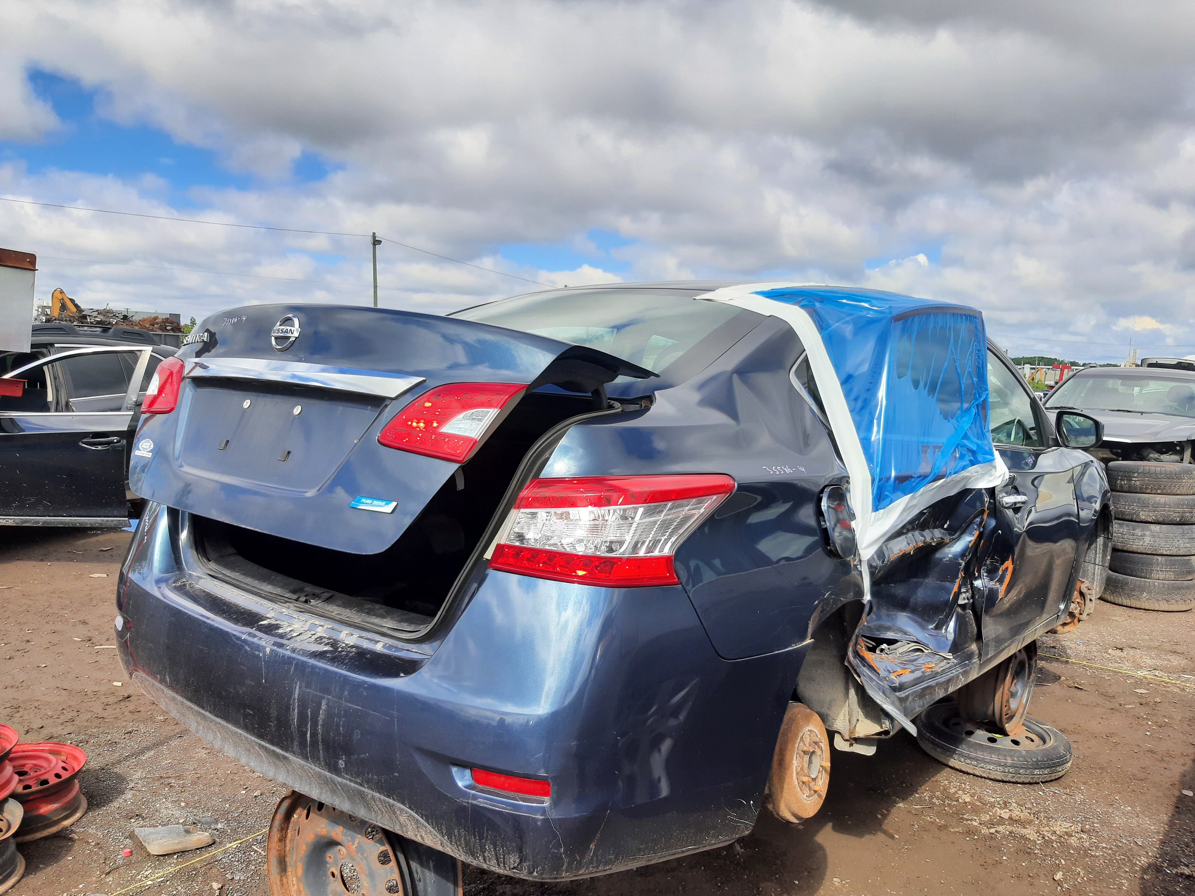 NISSAN SENTRA 2014