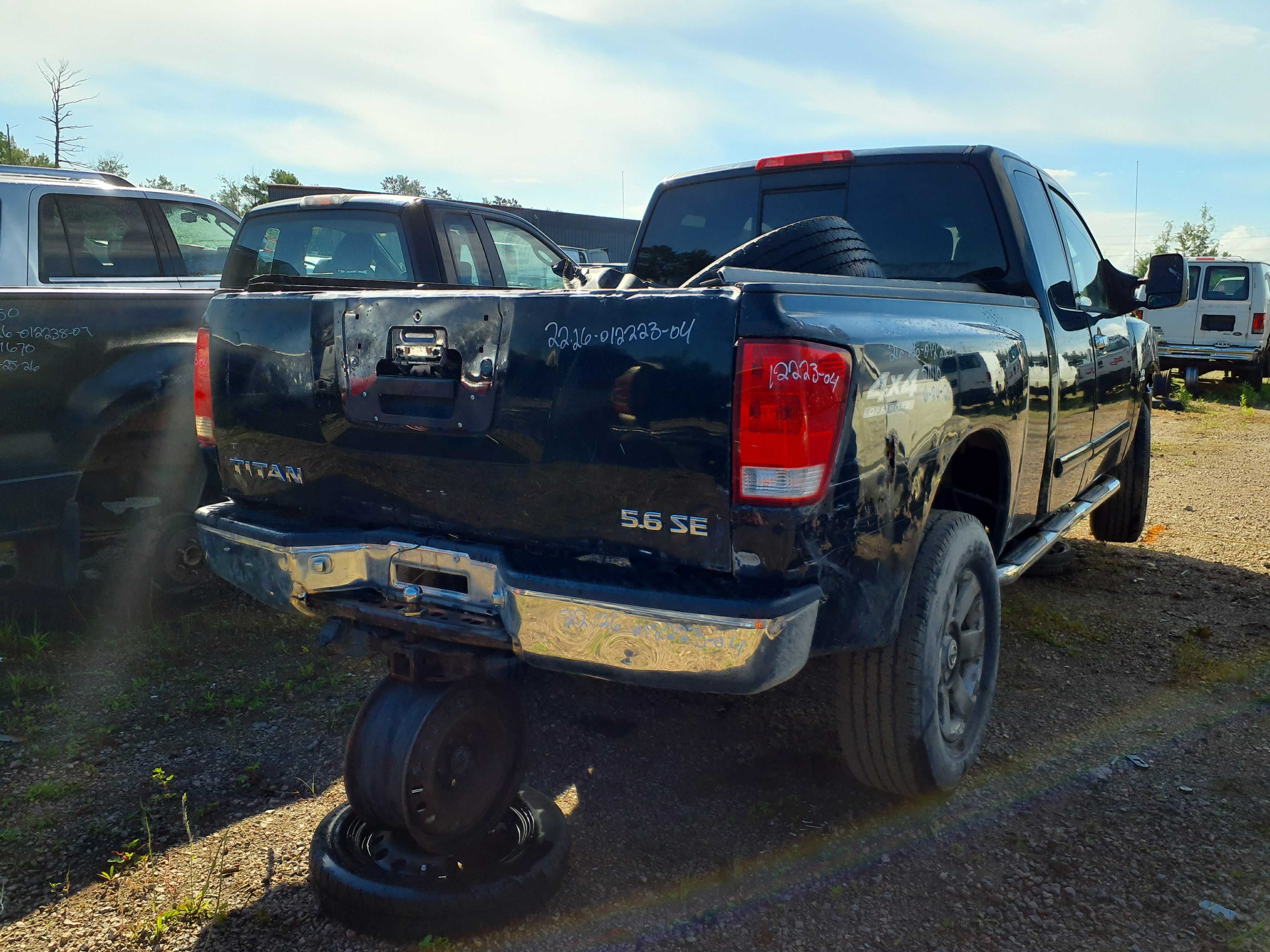 NISSAN TITAN 2004
