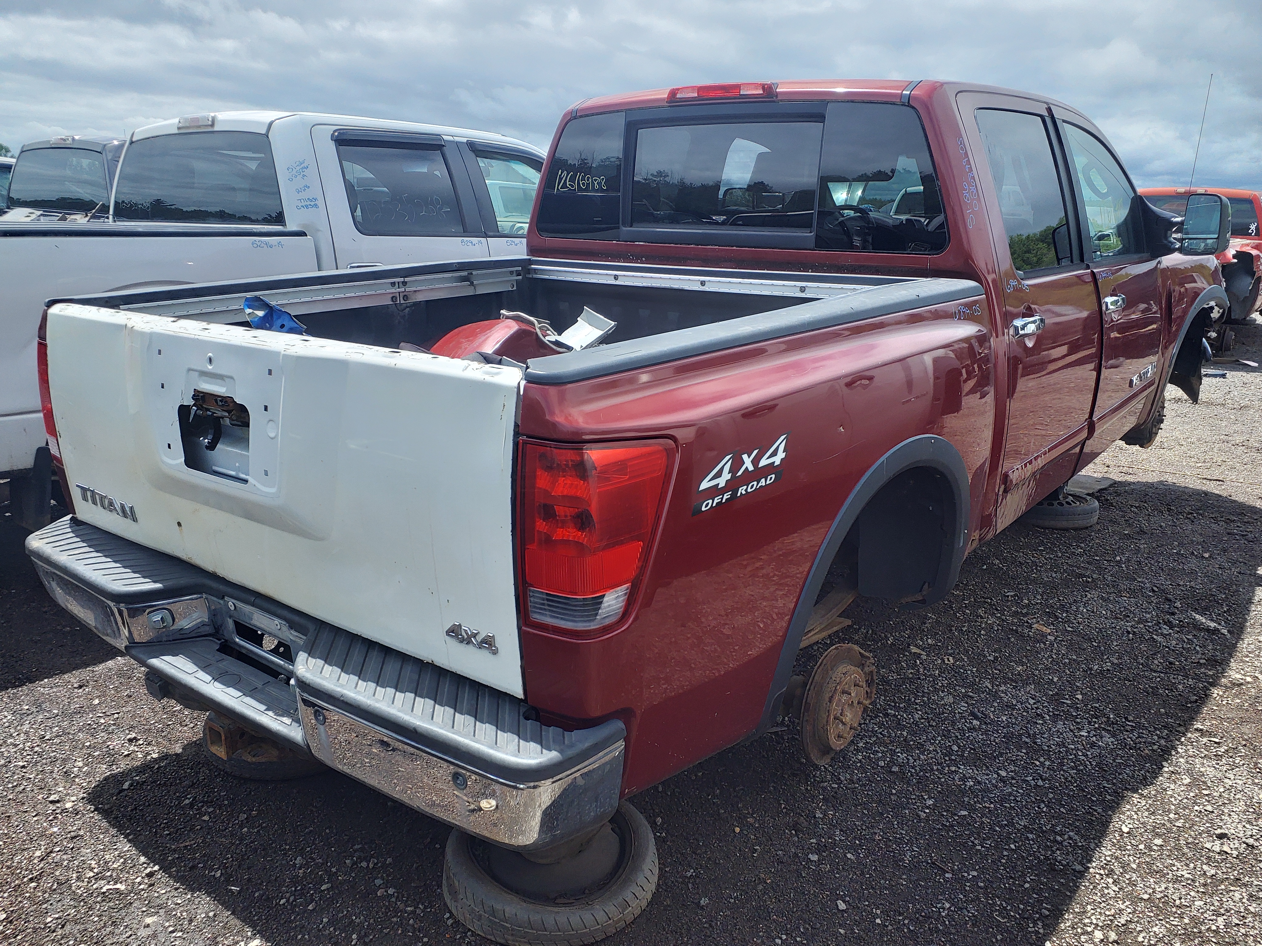 NISSAN TITAN 2005