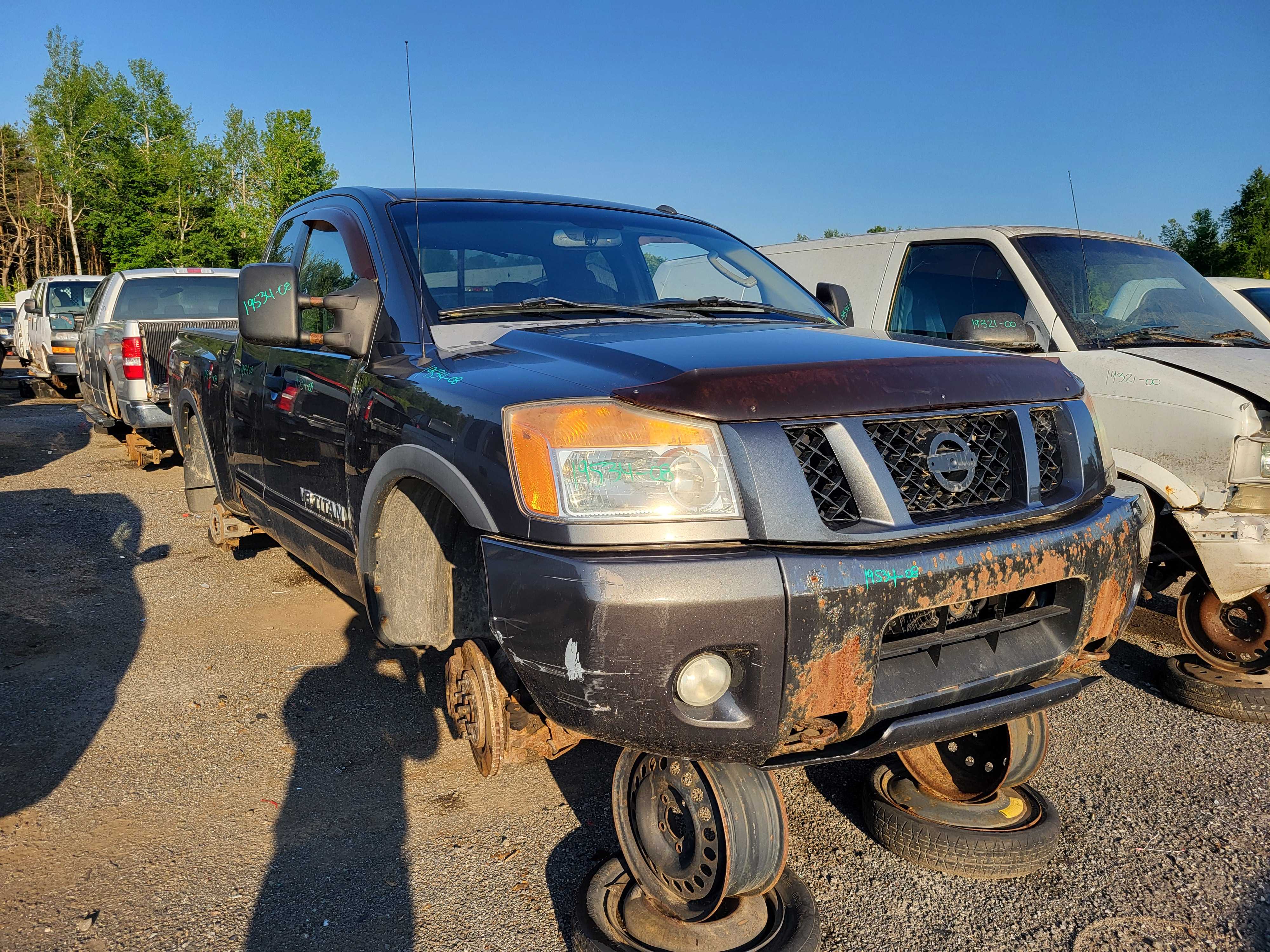 NISSAN TITAN 2008