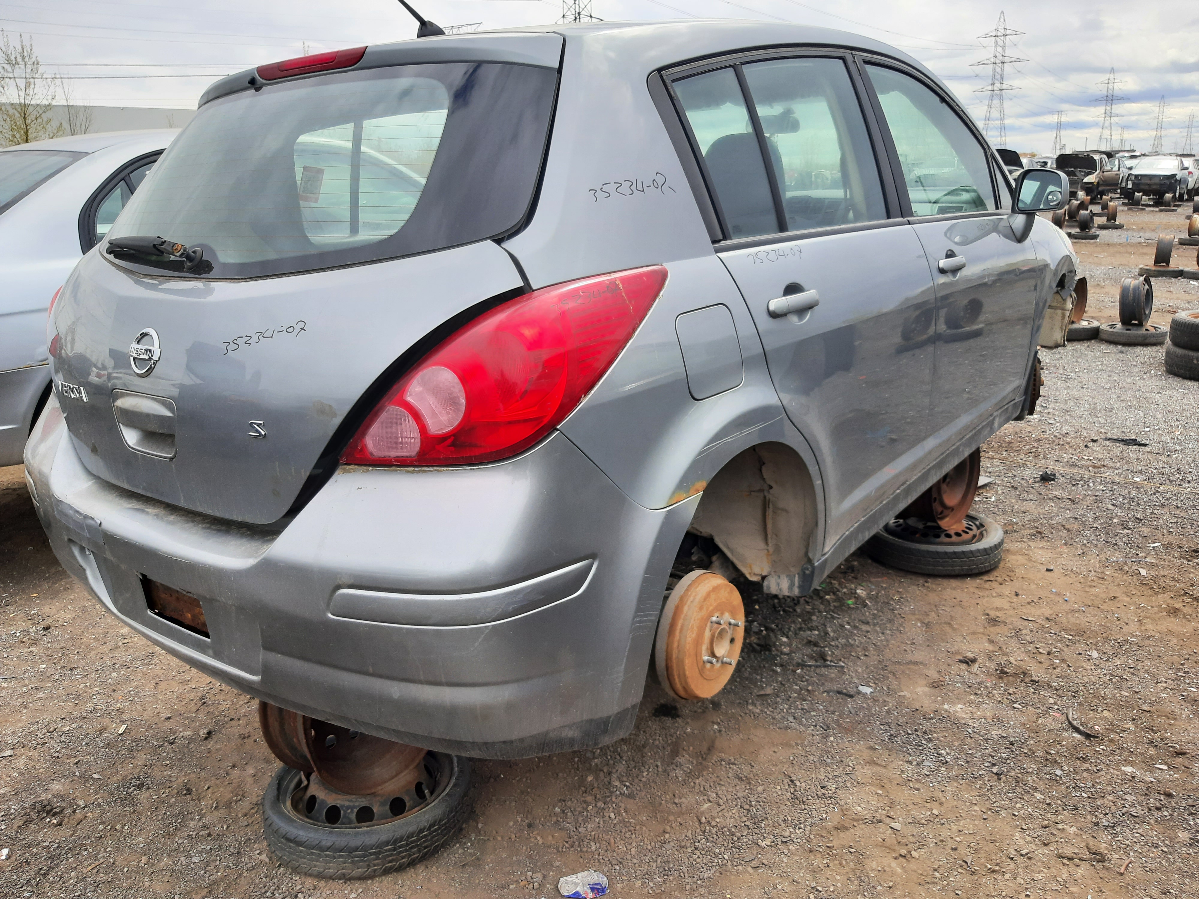 NISSAN VERSA 2007