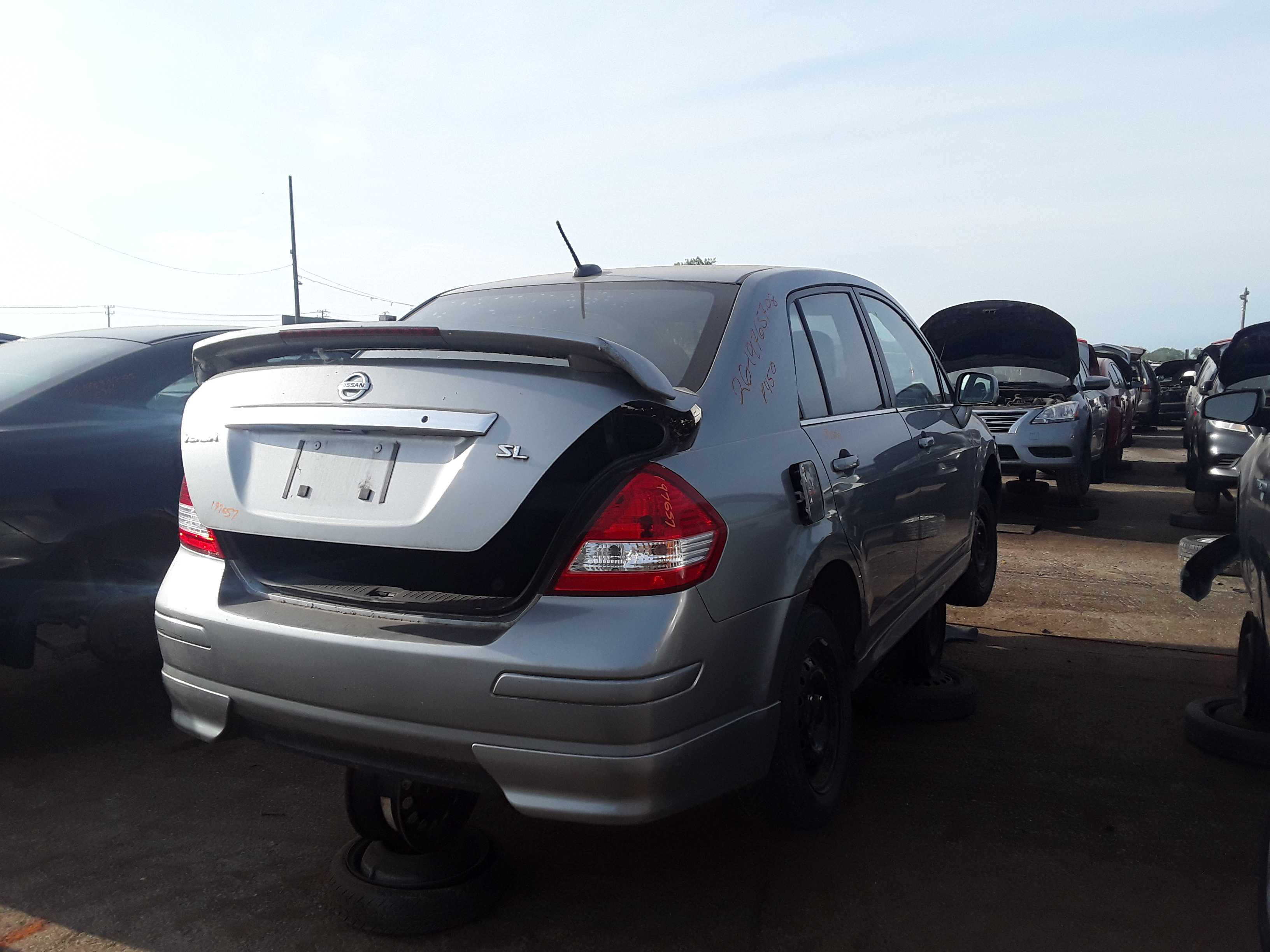 NISSAN VERSA 2008